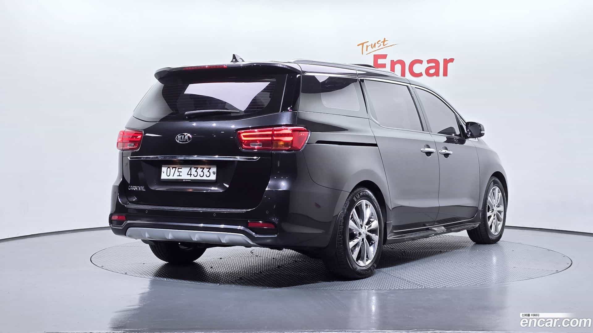 Canival Kia 2019.3-OUTER-002