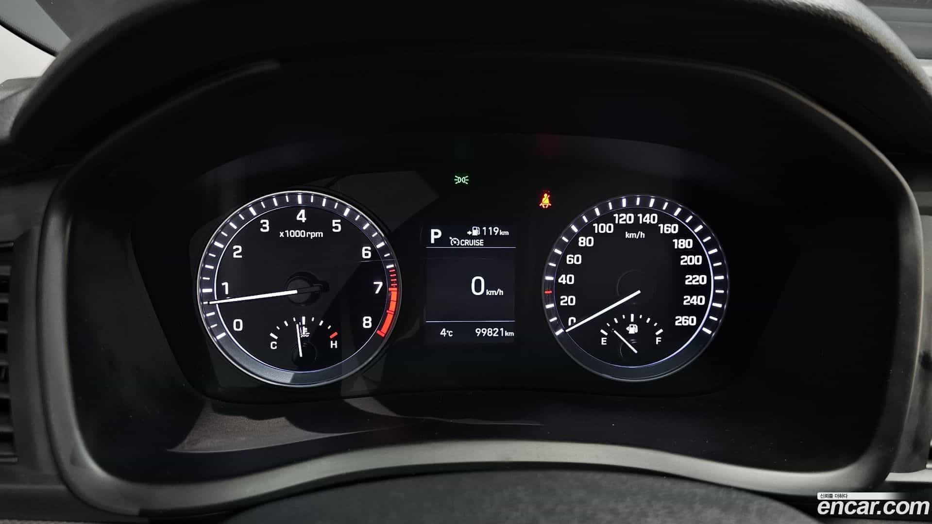 Sonata Hyundai 2019.1-INNER-008