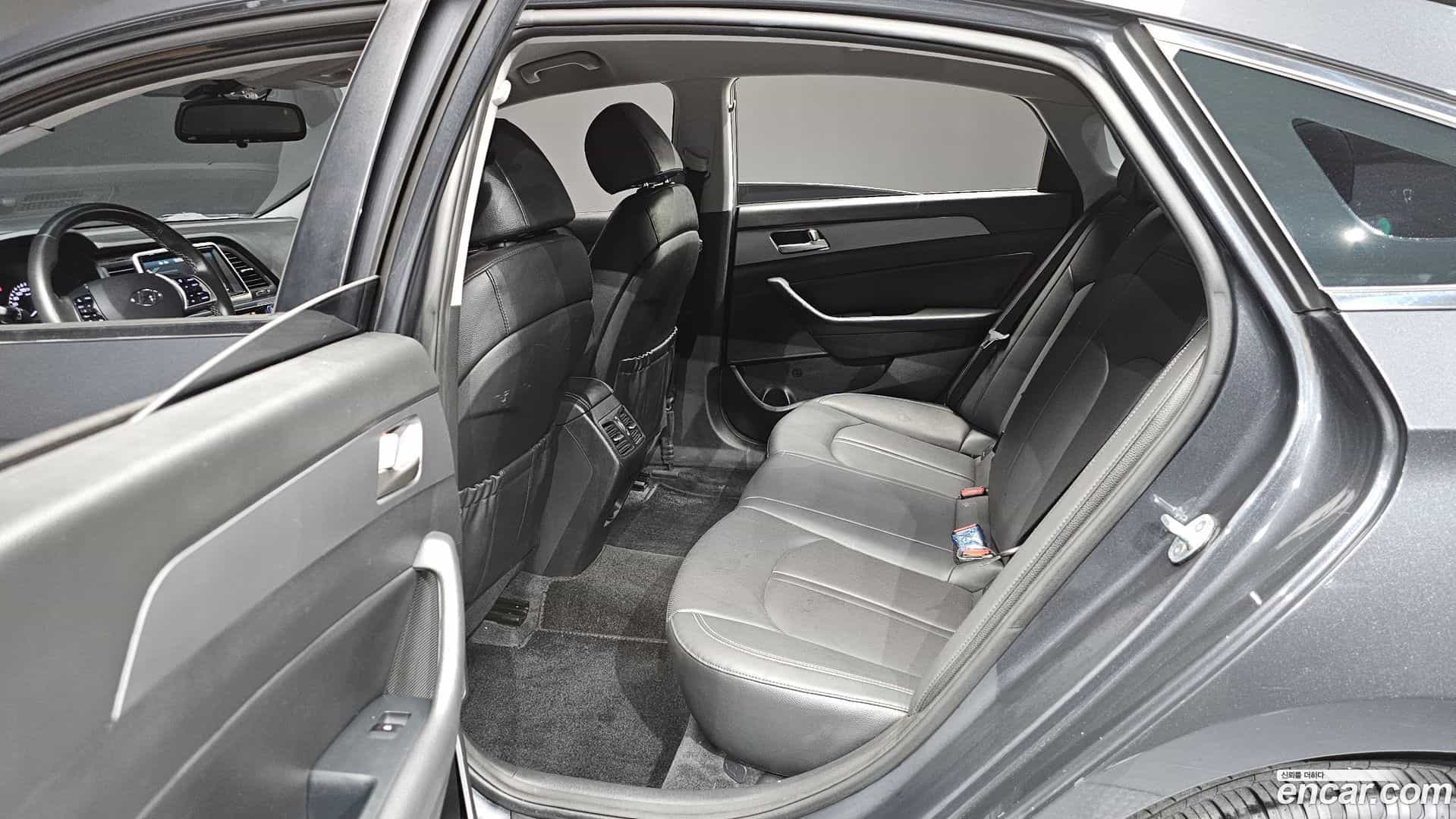 Sonata Hyundai 2019.1-OPTION-015