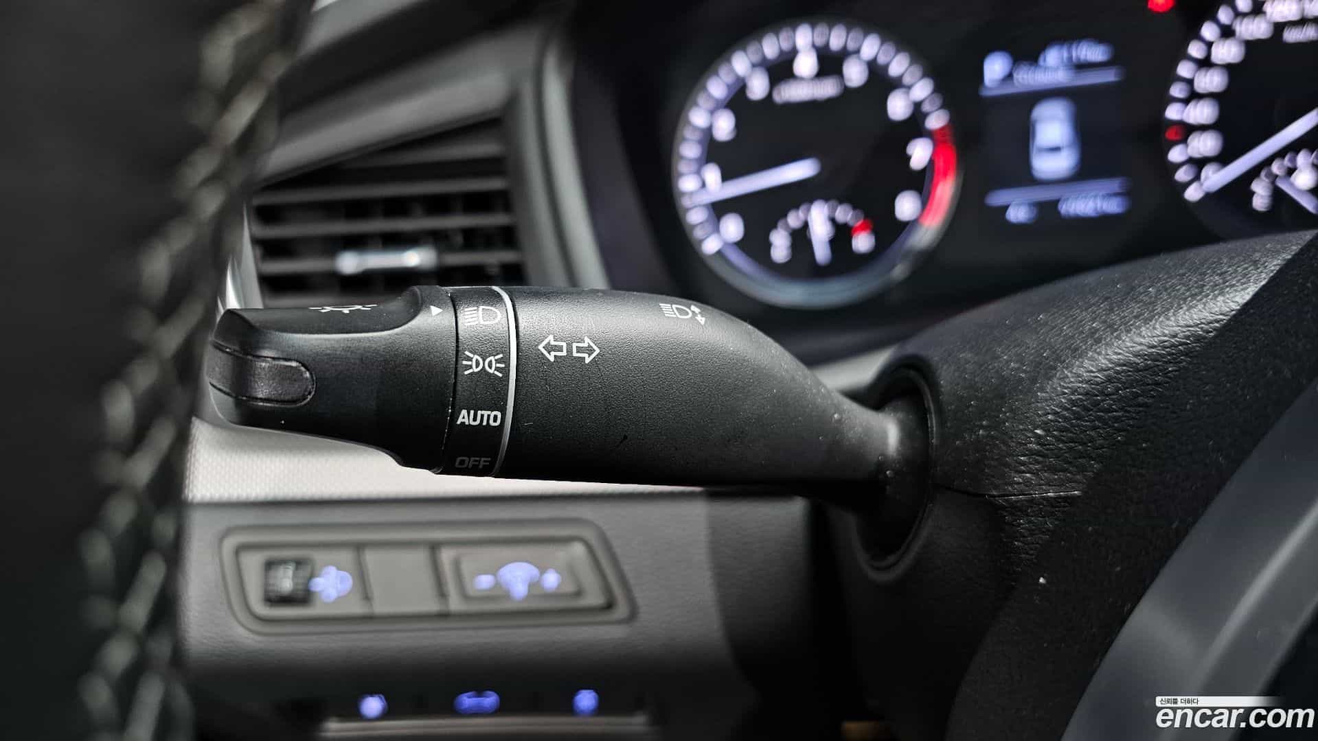 Sonata Hyundai 2019.1-OPTION-019