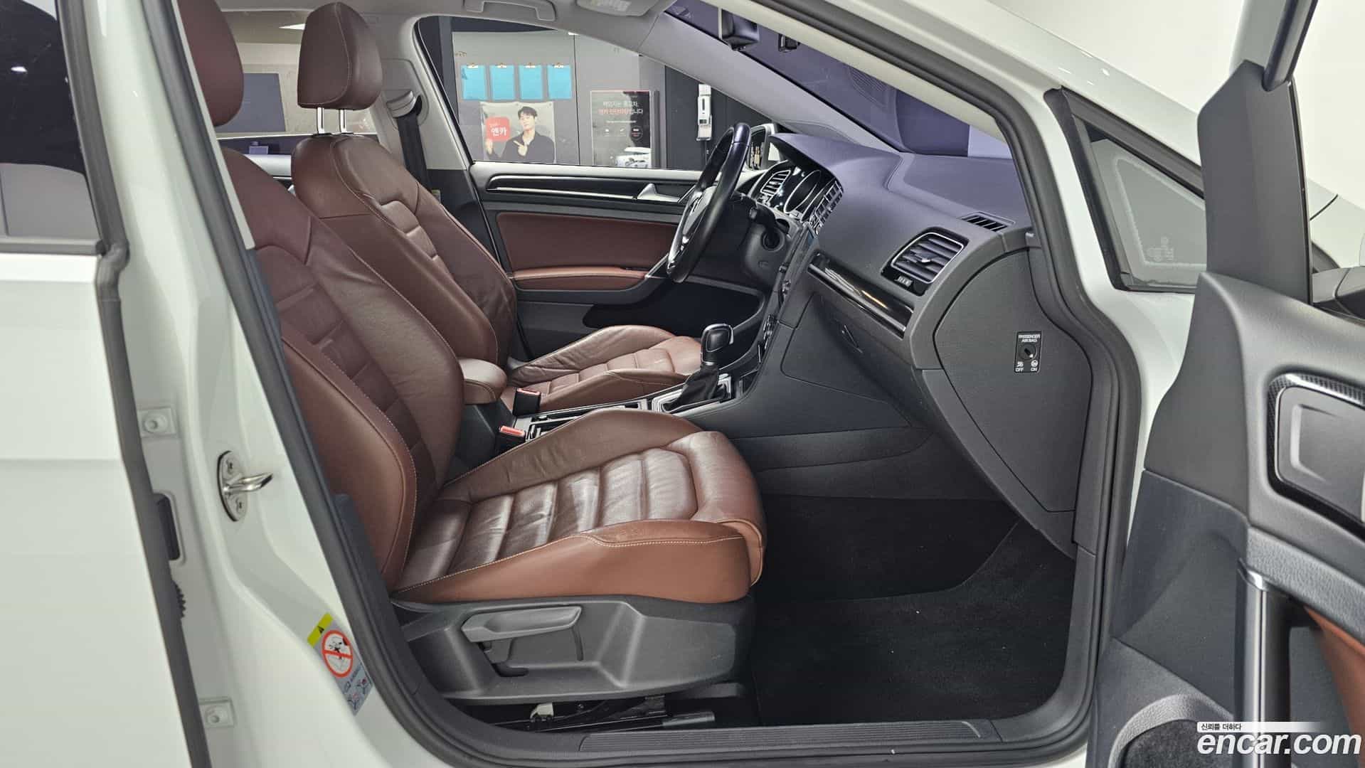 Golf Volkswagen 2015.10-OPTION-015