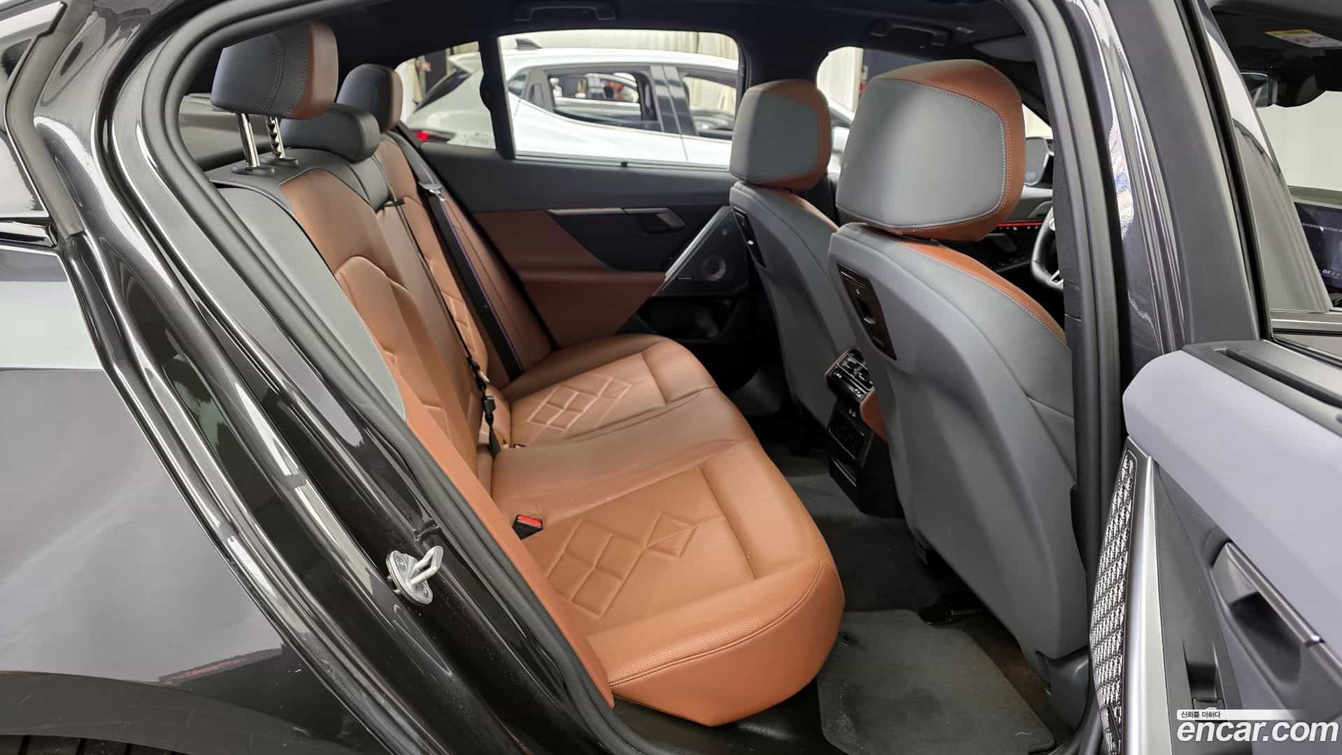 i5 BMW 2023.11-OPTION-016