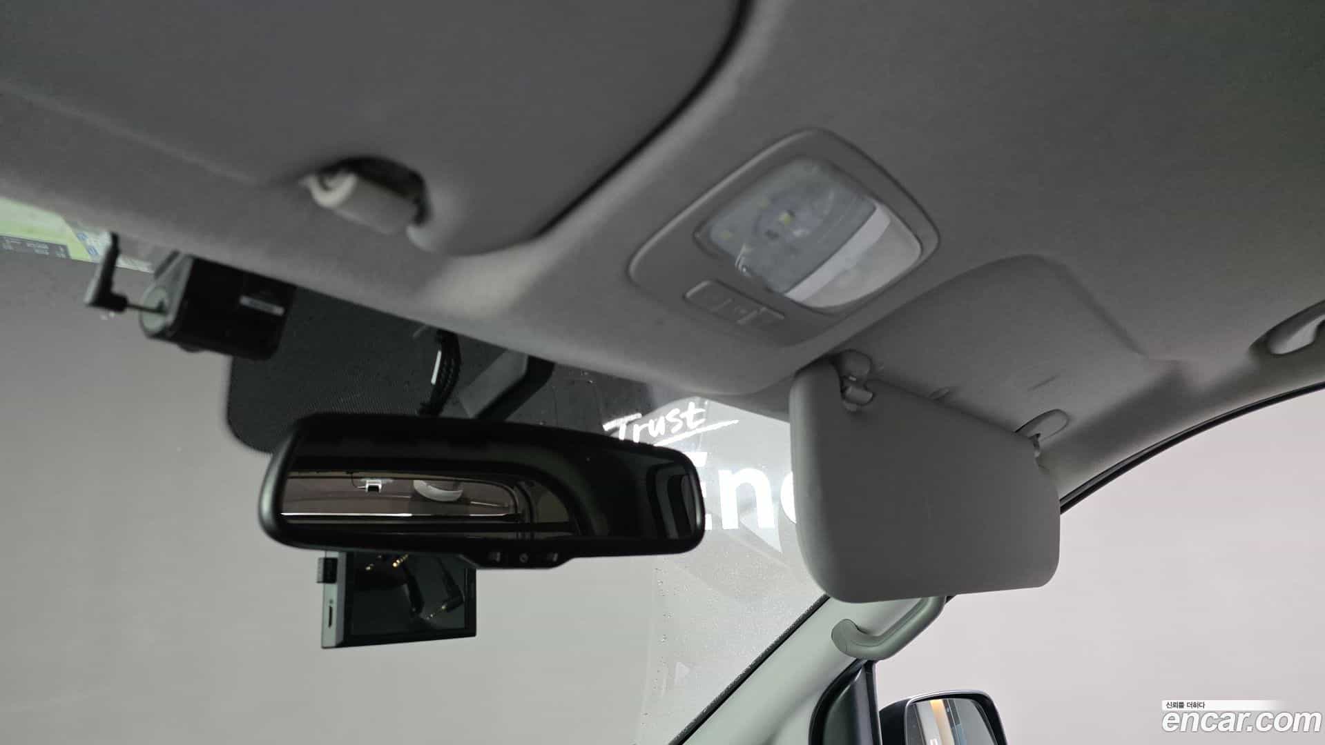 Starex Hyundai 2019.2-OPTION-019
