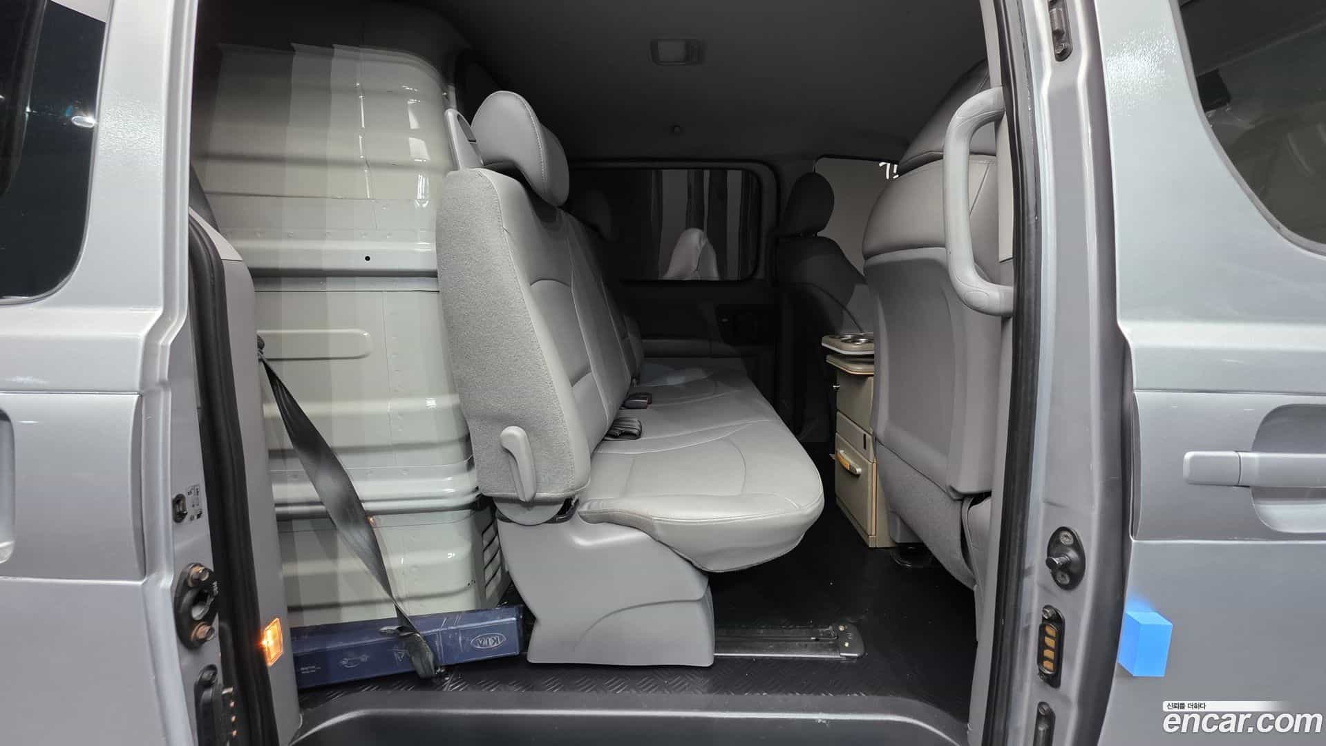 Starex Hyundai 2019.2-OPTION-023