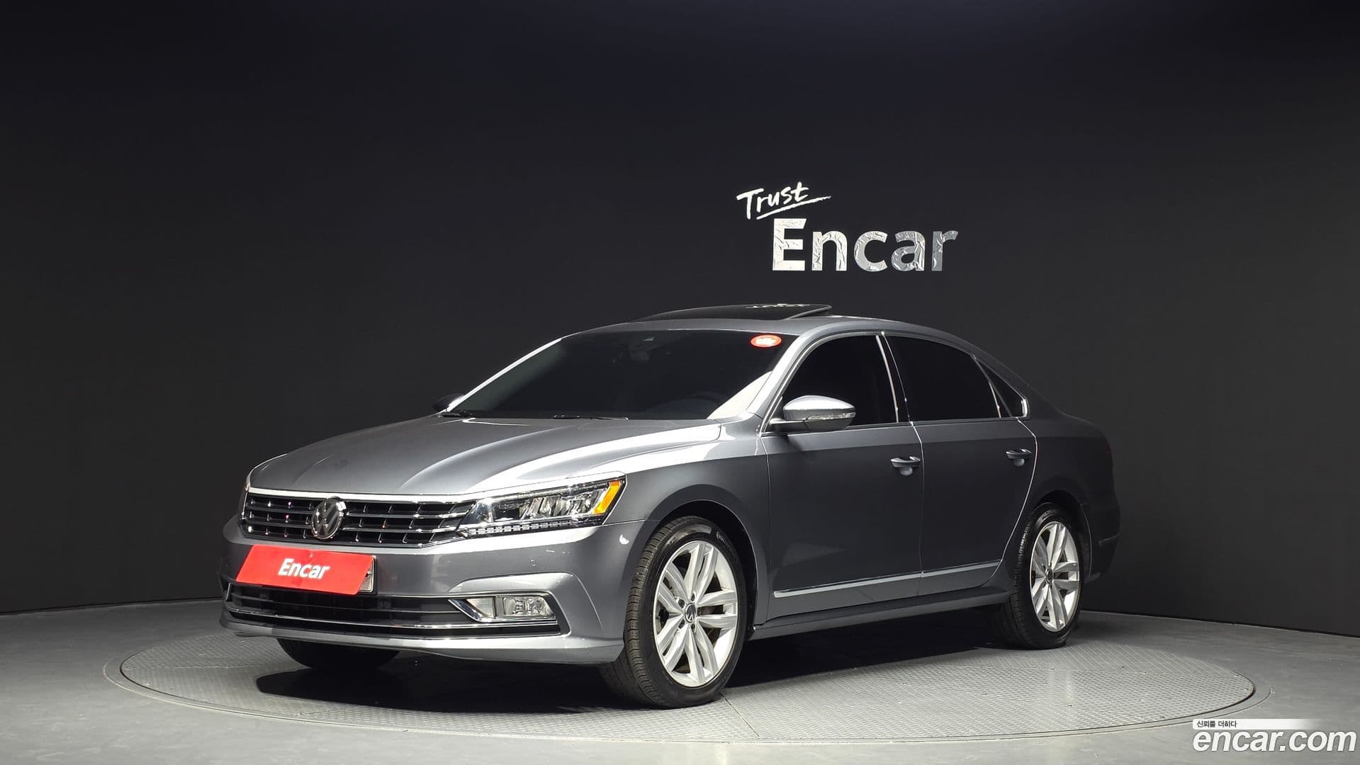 Main__Slider__Photo:Passat Volkswagen 2018.9-0