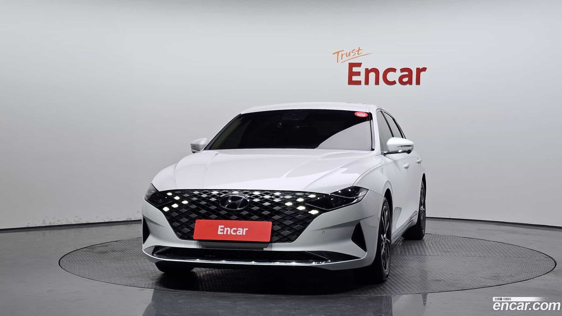 Grandeur Hyundai 2020.1-OUTER-003