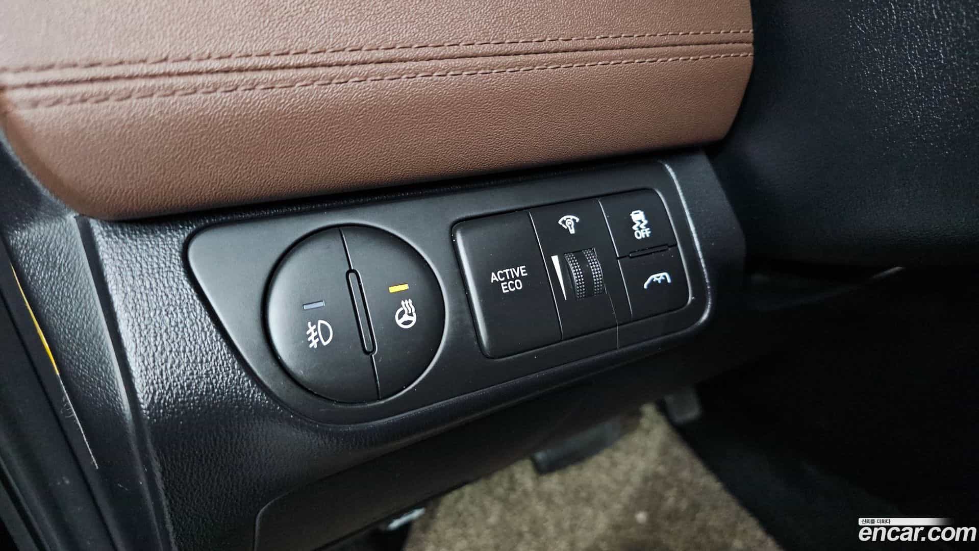 Starex Hyundai 2019.3-OPTION-019