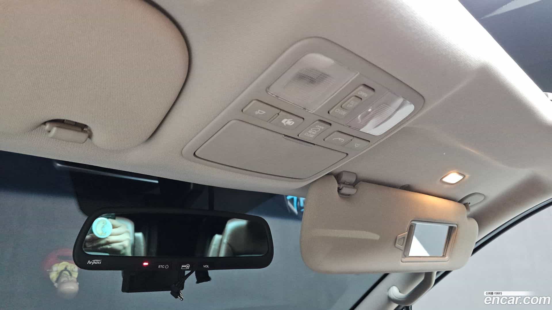 Starex Hyundai 2019.3-OPTION-020