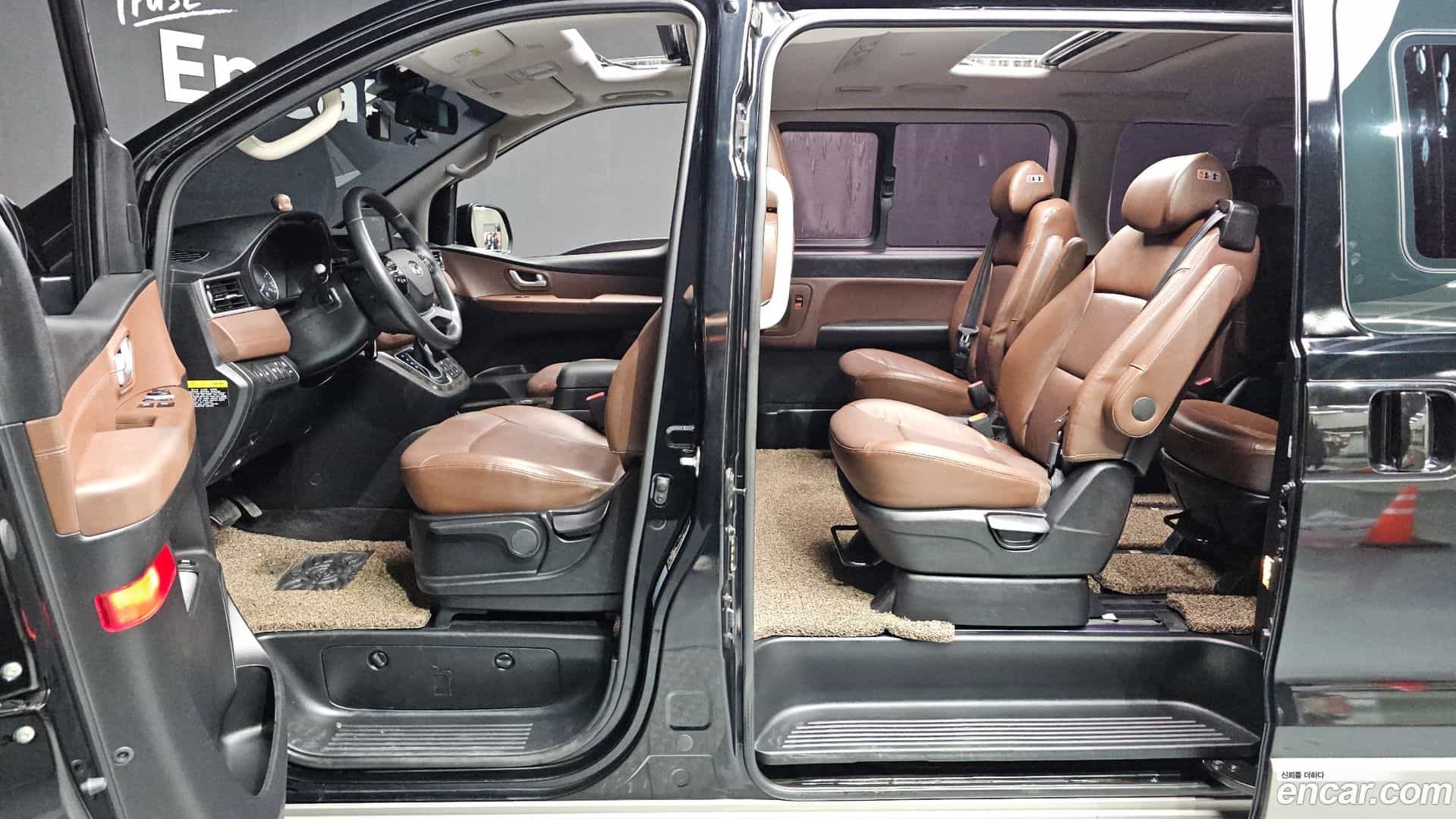 Starex Hyundai 2019.3-OPTION-023