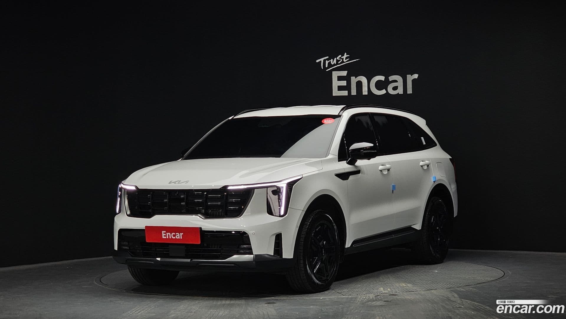 Main__Slider__Photo:Sorento Kia 2024.1-0