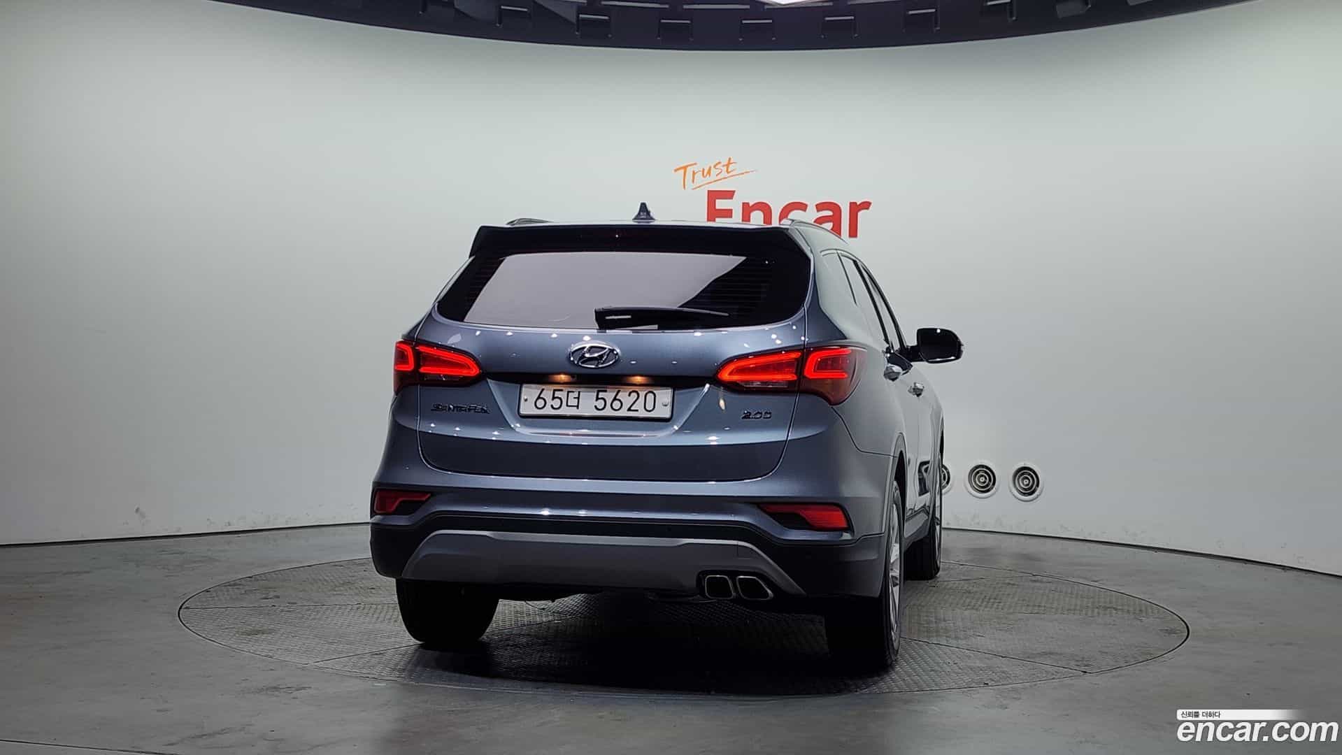 Santafe Hyundai 2017.6-OUTER-004