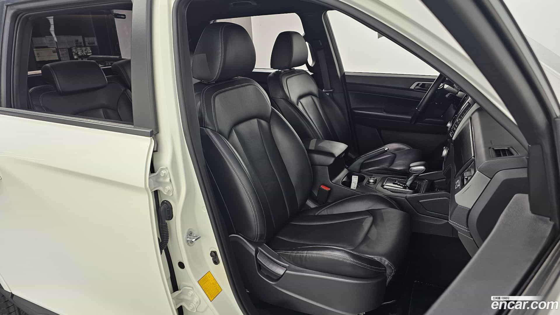 Rexton KG Mobility 2023.1-OPTION-015