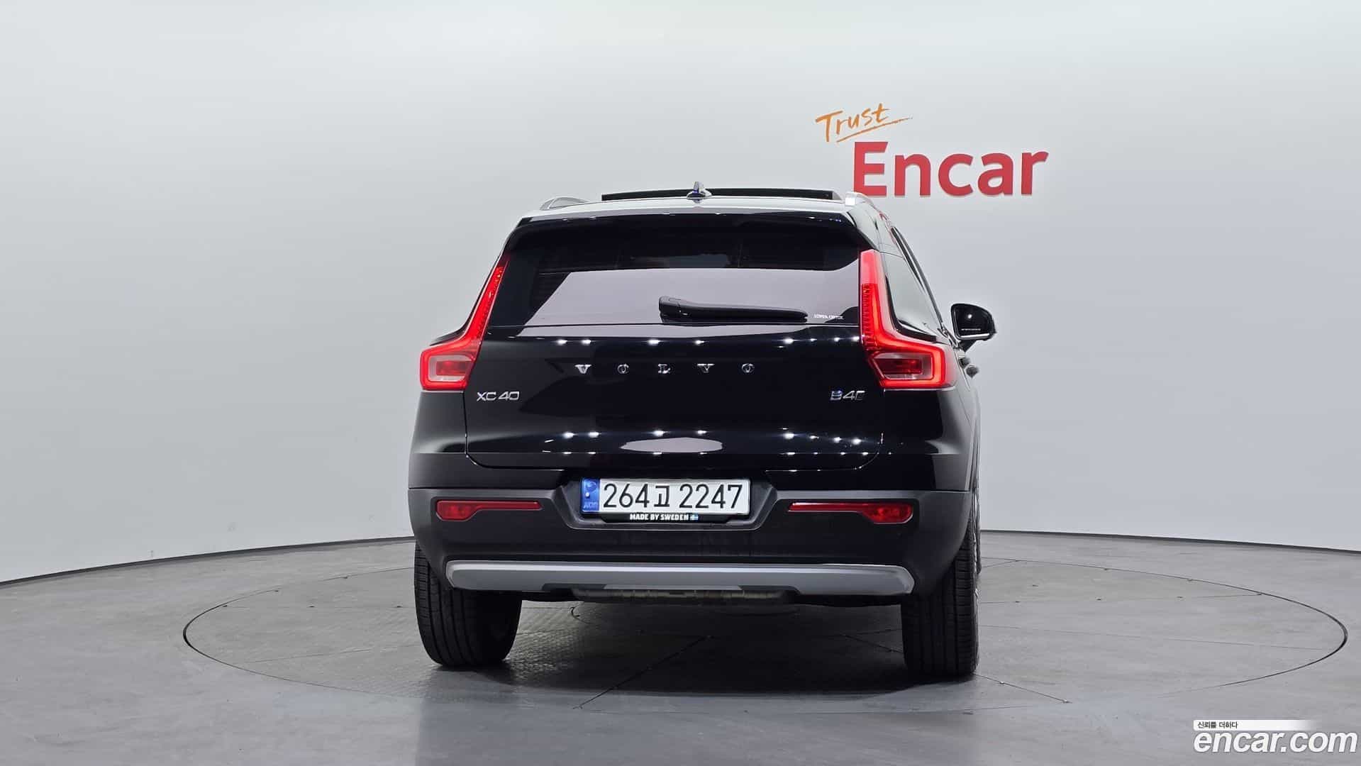 XC40 Volvo 2021.4-OUTER-004