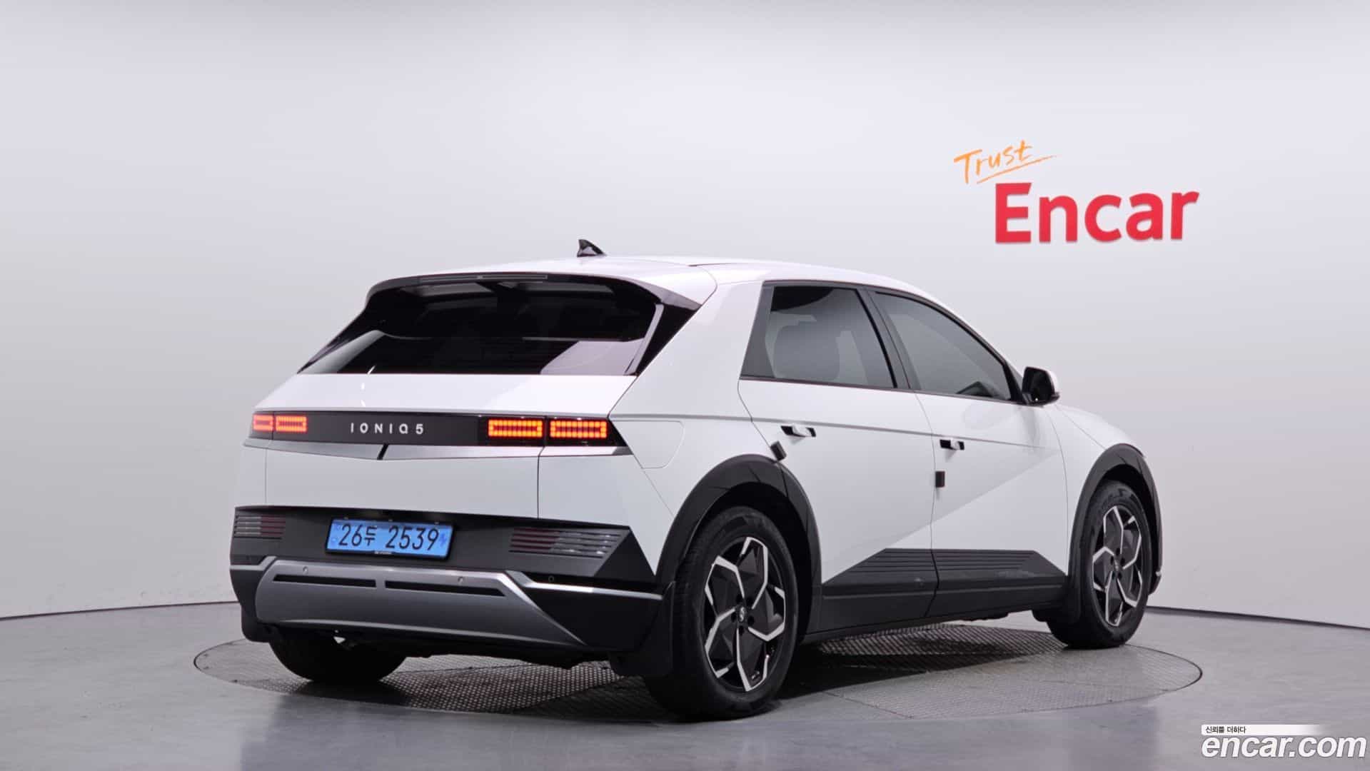 Ioniq5 Hyundai 2022.1-OUTER-002
