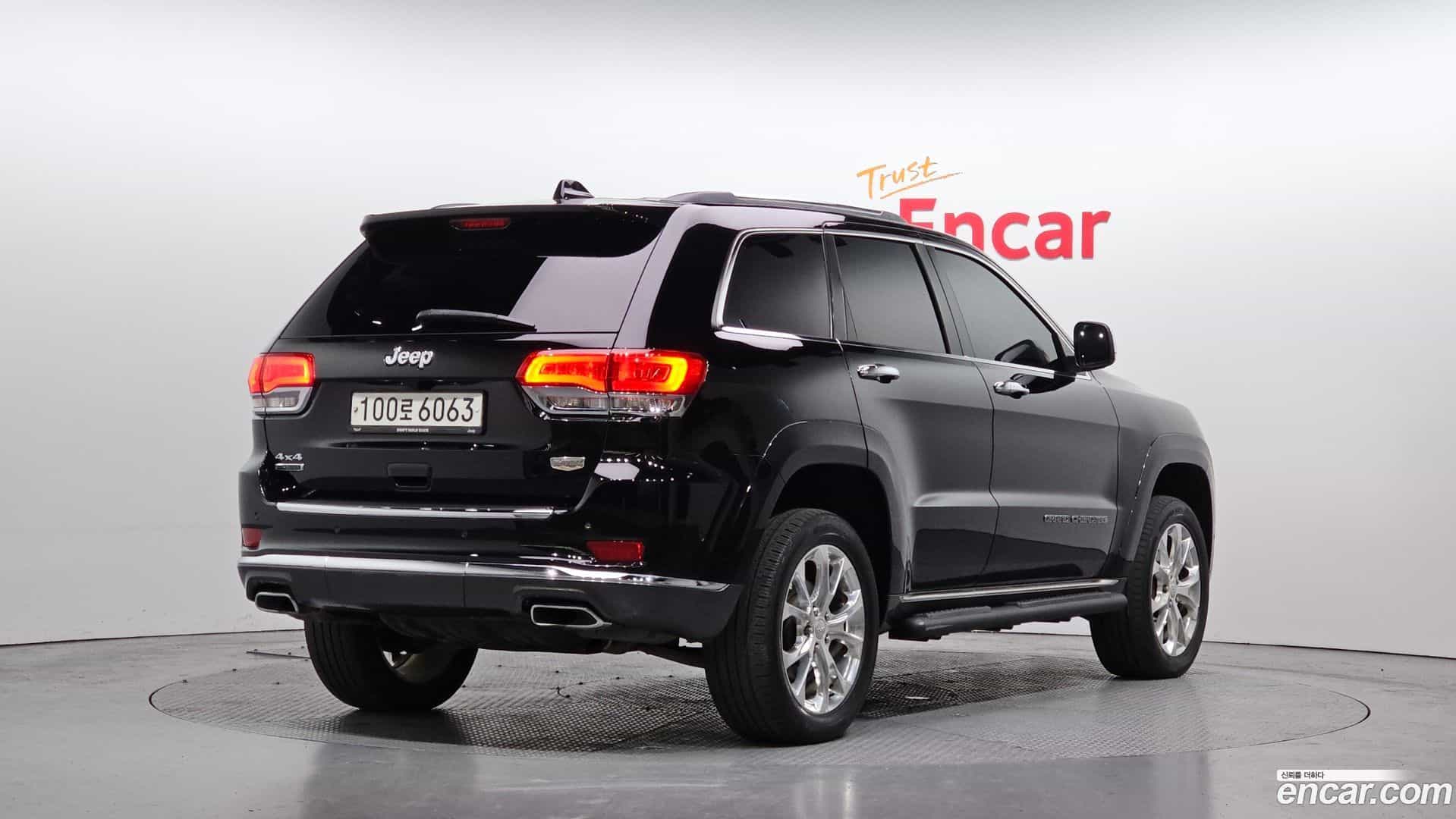 Cherokee Jeep 2019.11-OUTER-002