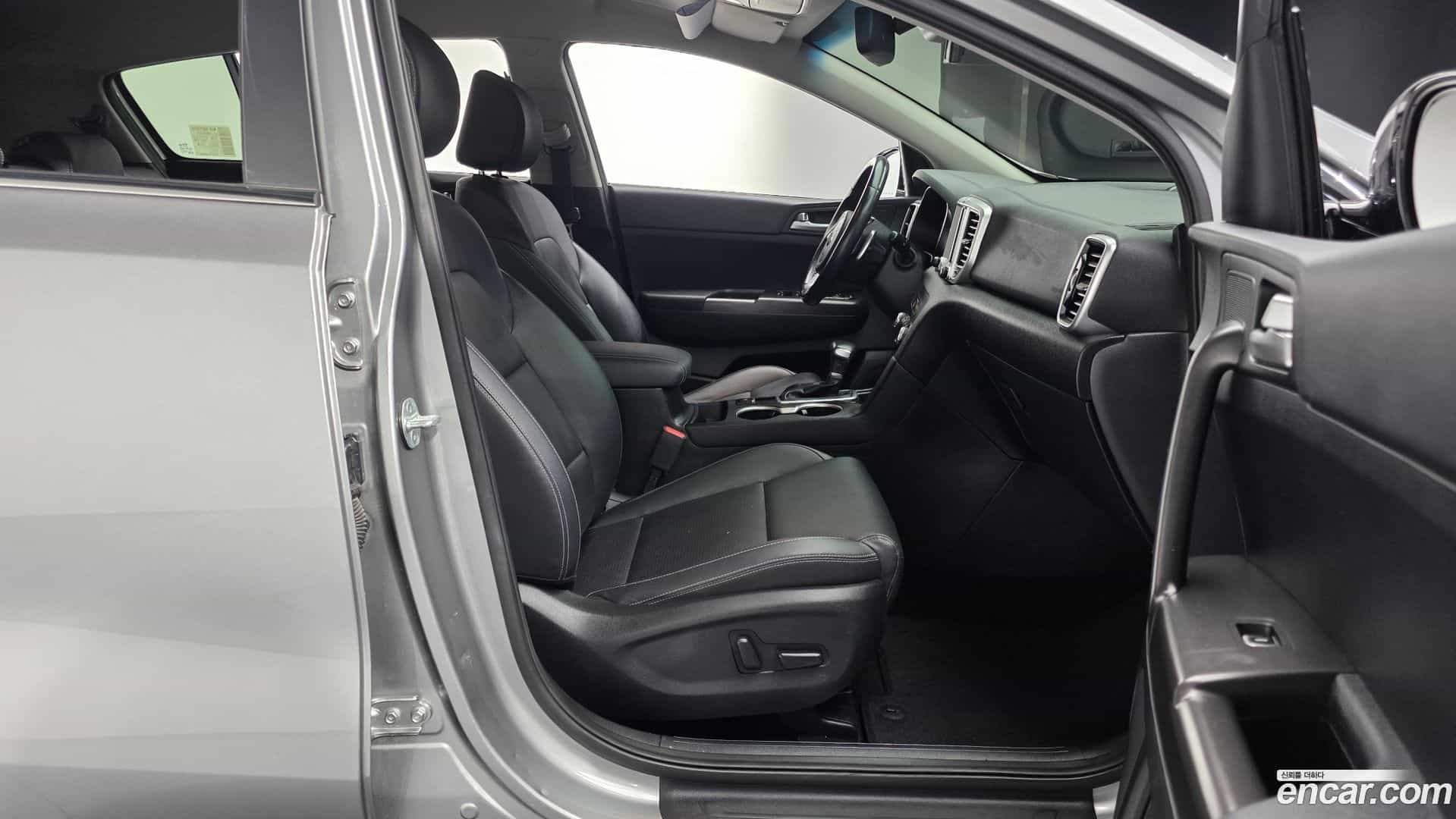 Sportage Kia 2021.1-INNER-010