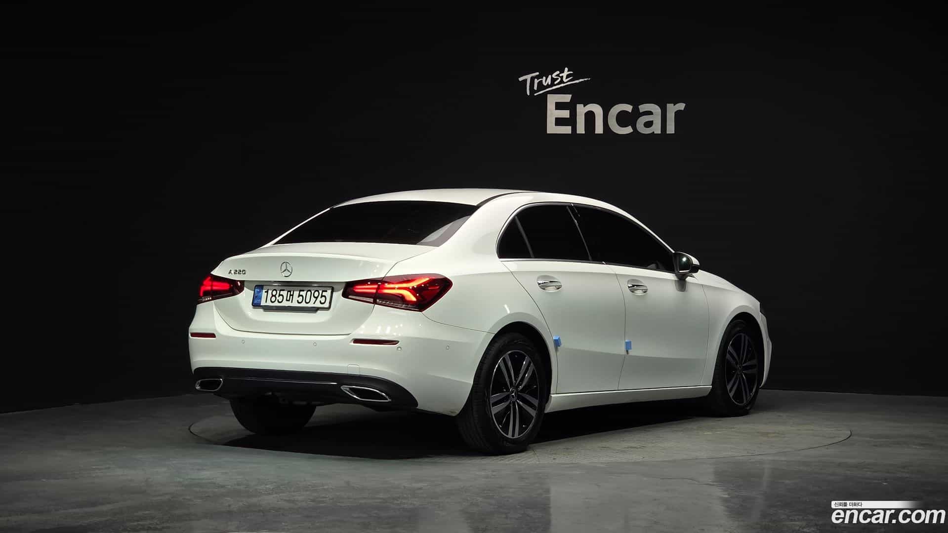 A-Class Mercedes-Benz 2022.9-OUTER-002