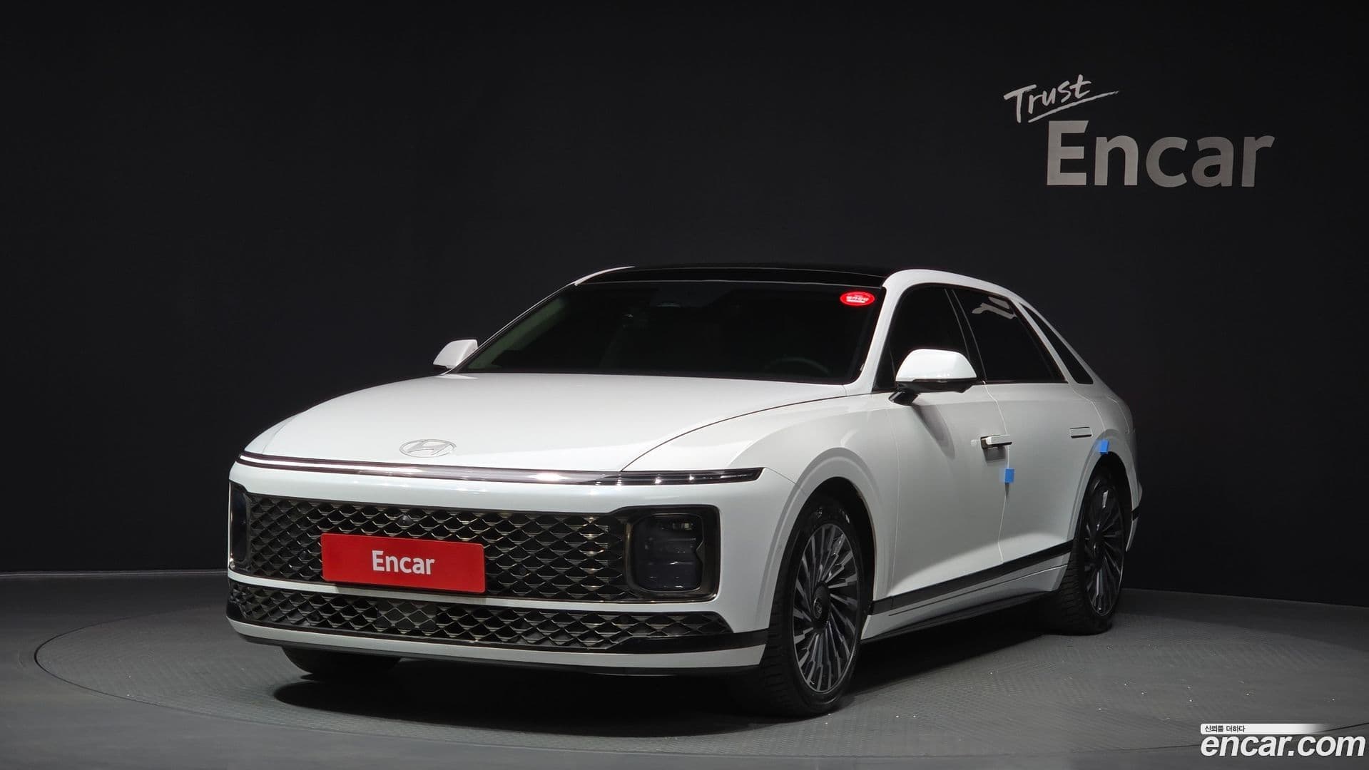 Main__Slider__Photo:Grandeur Hyundai 2023.0-0