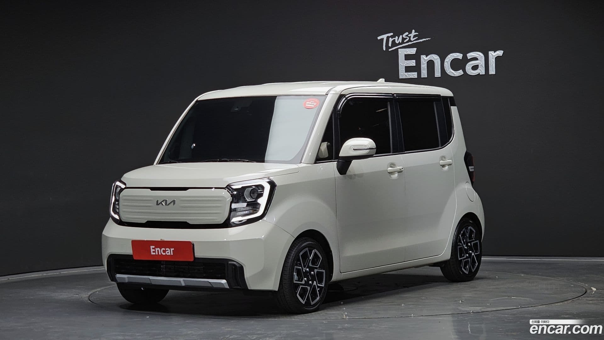 Main__Slider__Photo:RAY Kia 2022.8-0