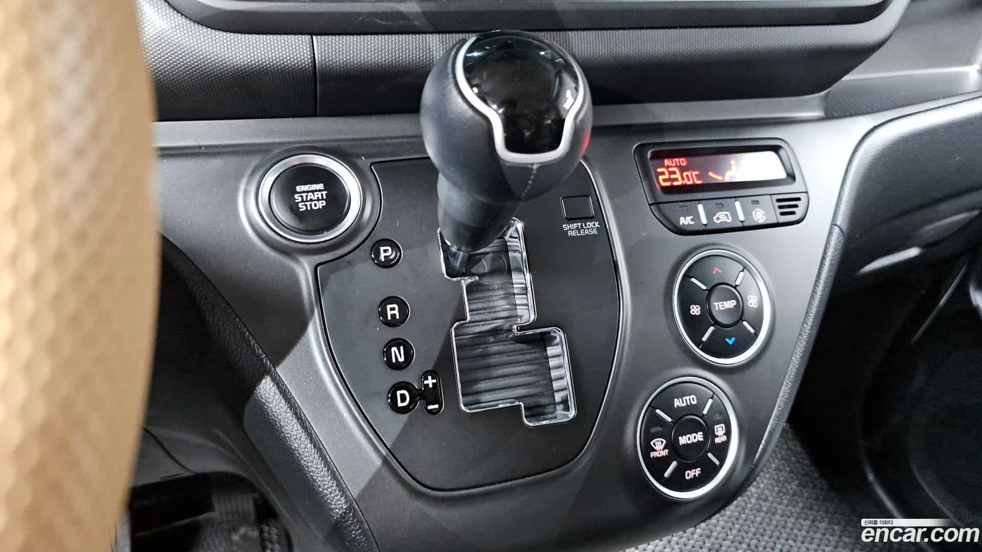 RAY Kia 2022.8-INNER-009