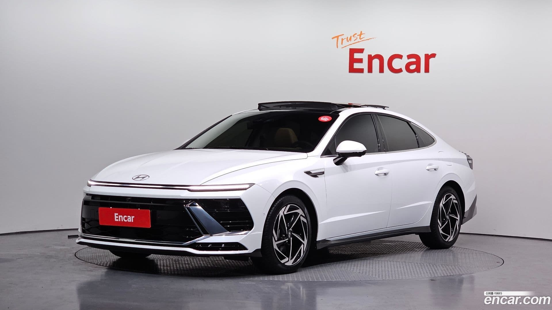 Main__Slider__Photo:Sonata Hyundai 2025.2-0
