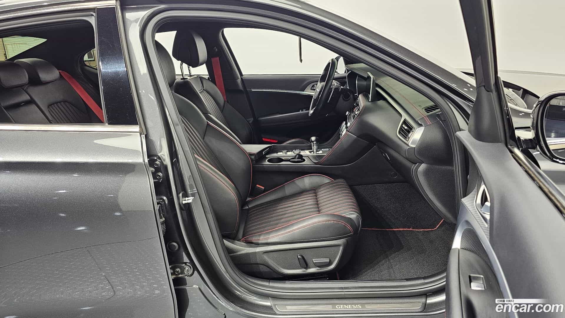 G70 Genesis 2021.0-INNER-010