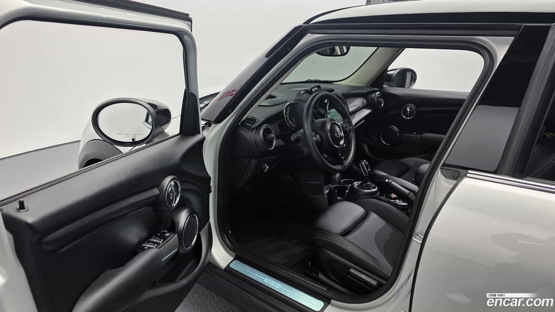 Cooper Mini 2021.1-INNER-010
