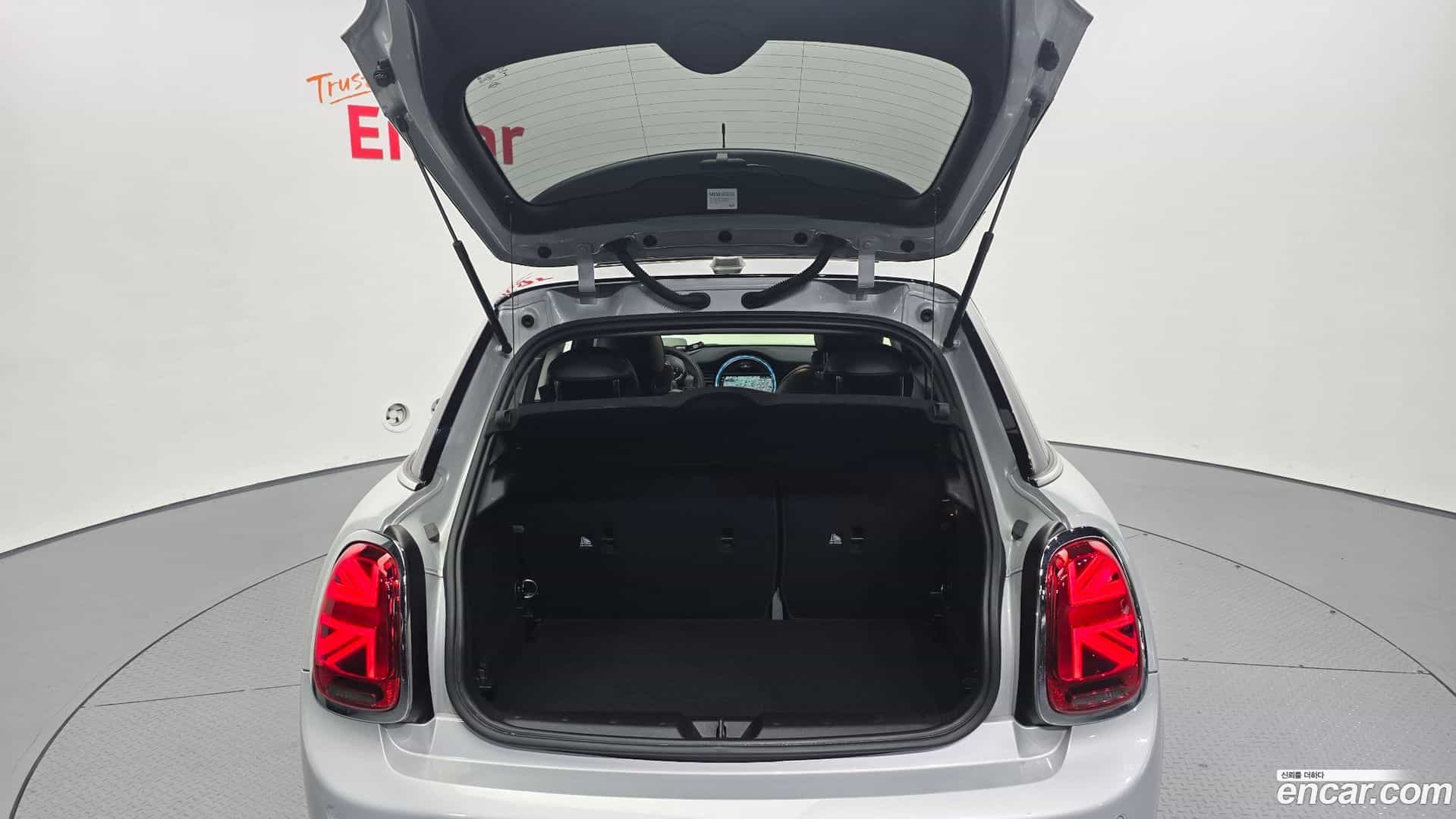 Cooper Mini 2021.1-OPTION-024