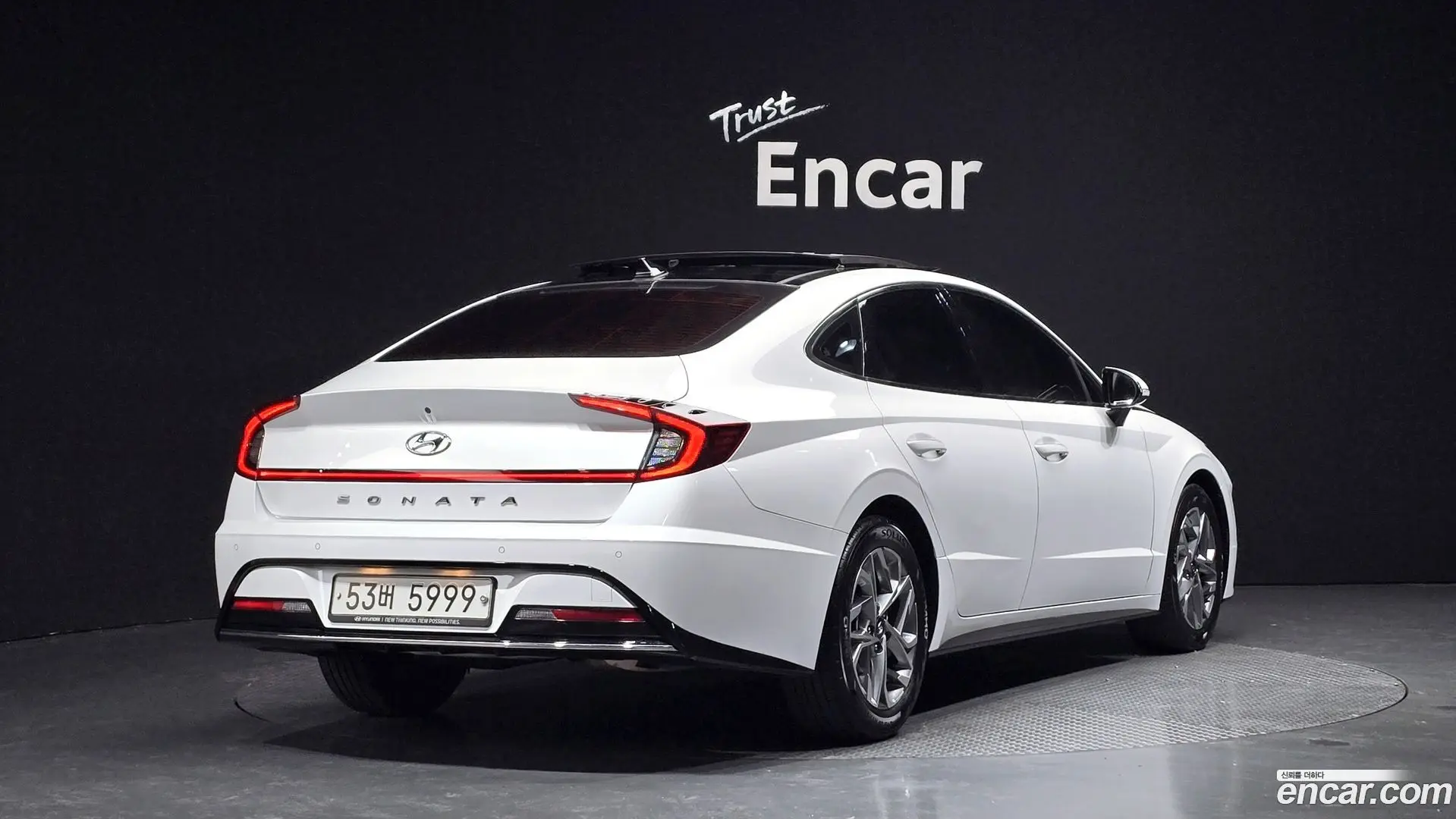 Main__Slider__Photo:Sonata Hyundai 2019.4-1