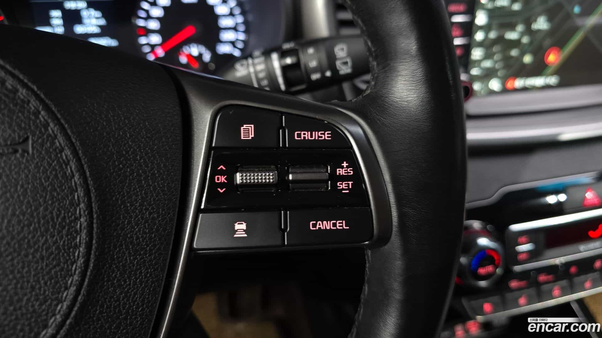 Sorento Kia 2018.0-OPTION-023