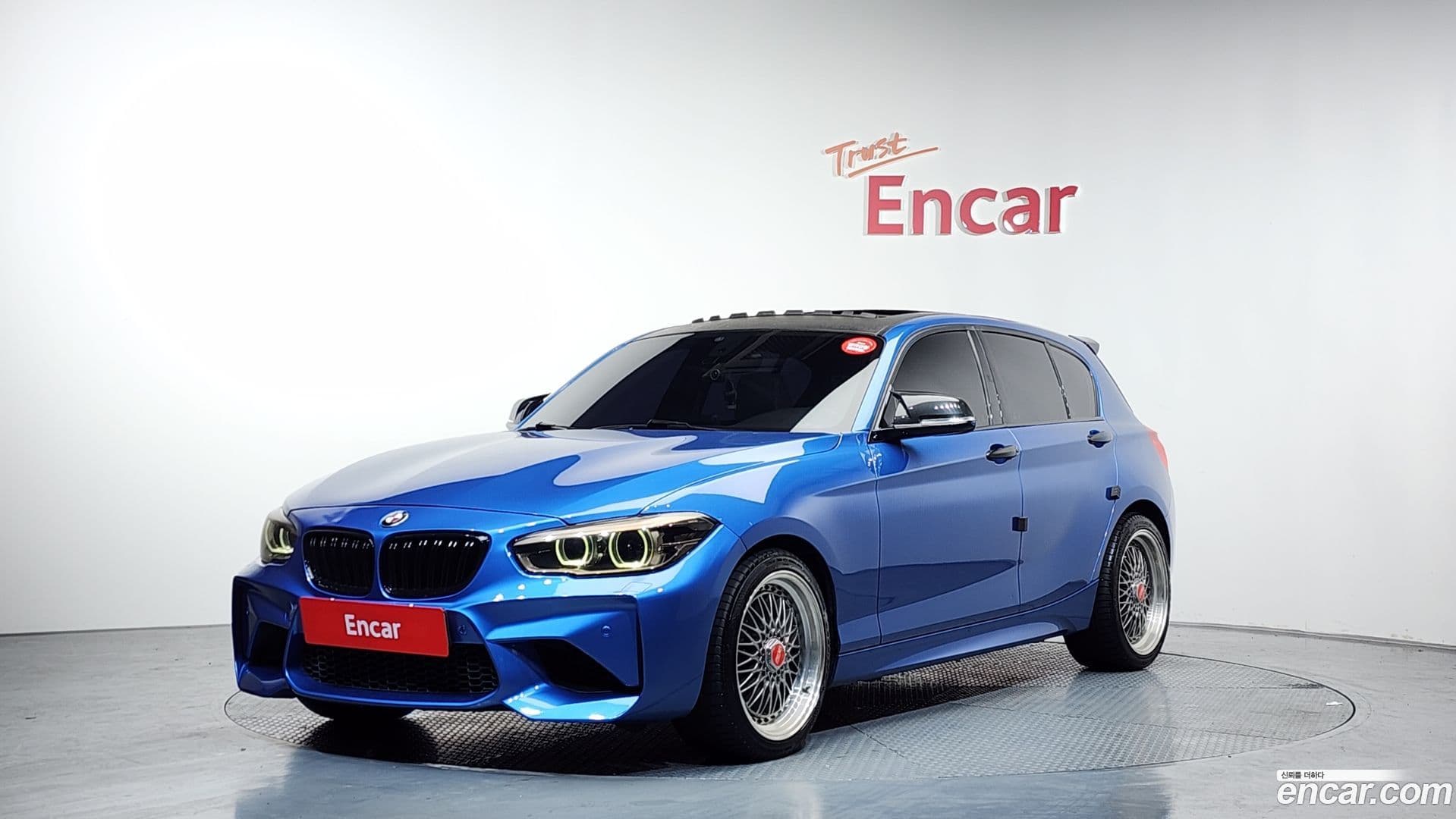 Main__Slider__Photo:1-Series BMW 2018.4-0