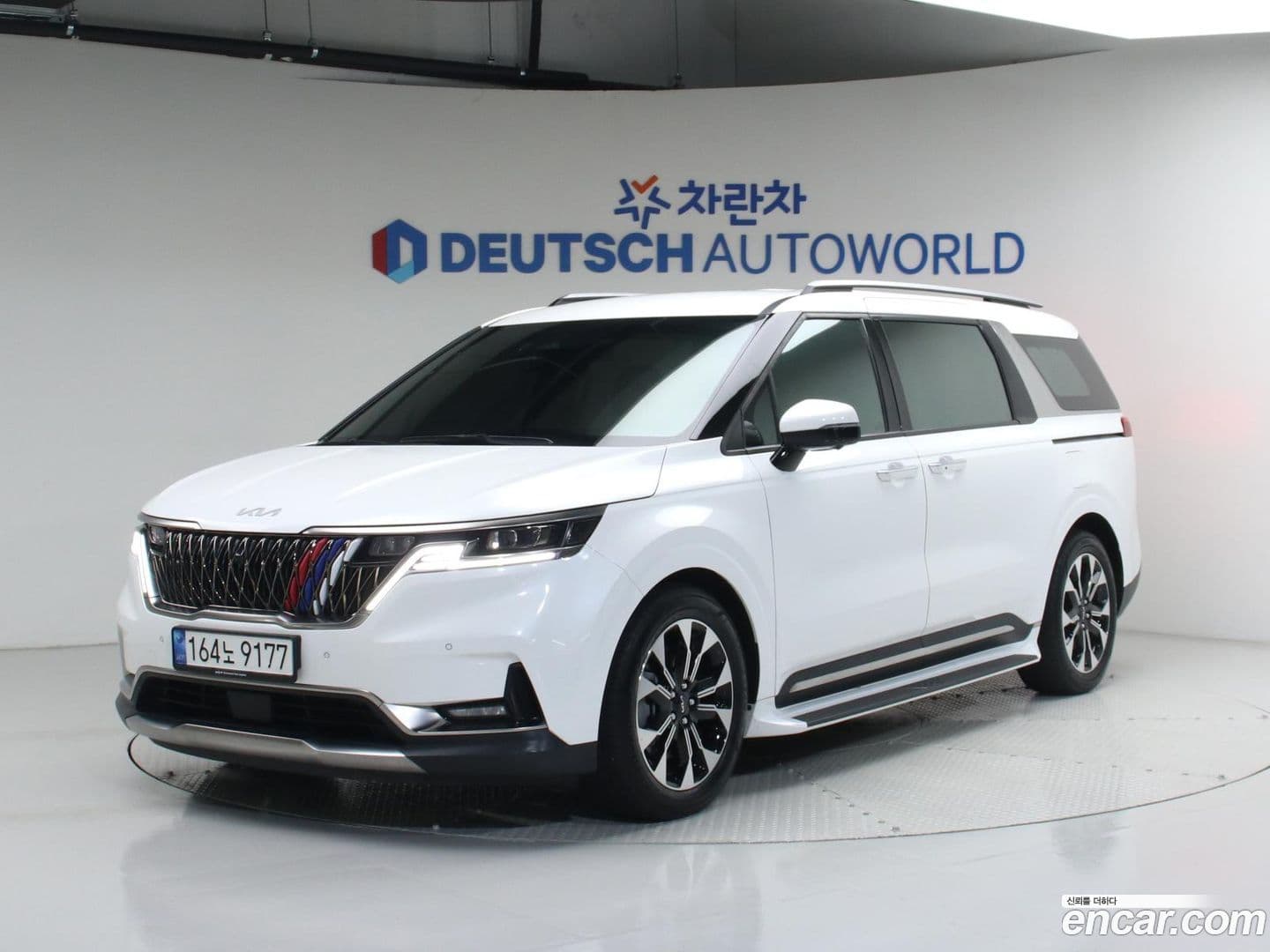 Main__Slider__Photo:Canival Kia 2022.10-0