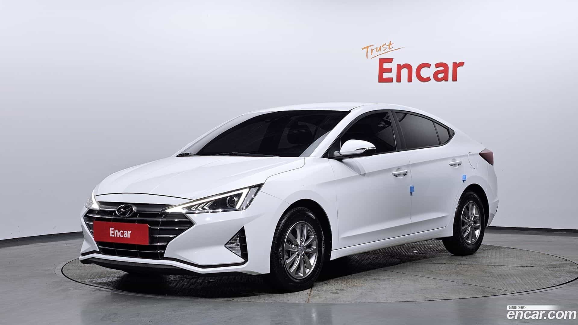 AVANTE Hyundai 2019.9-OUTER-001