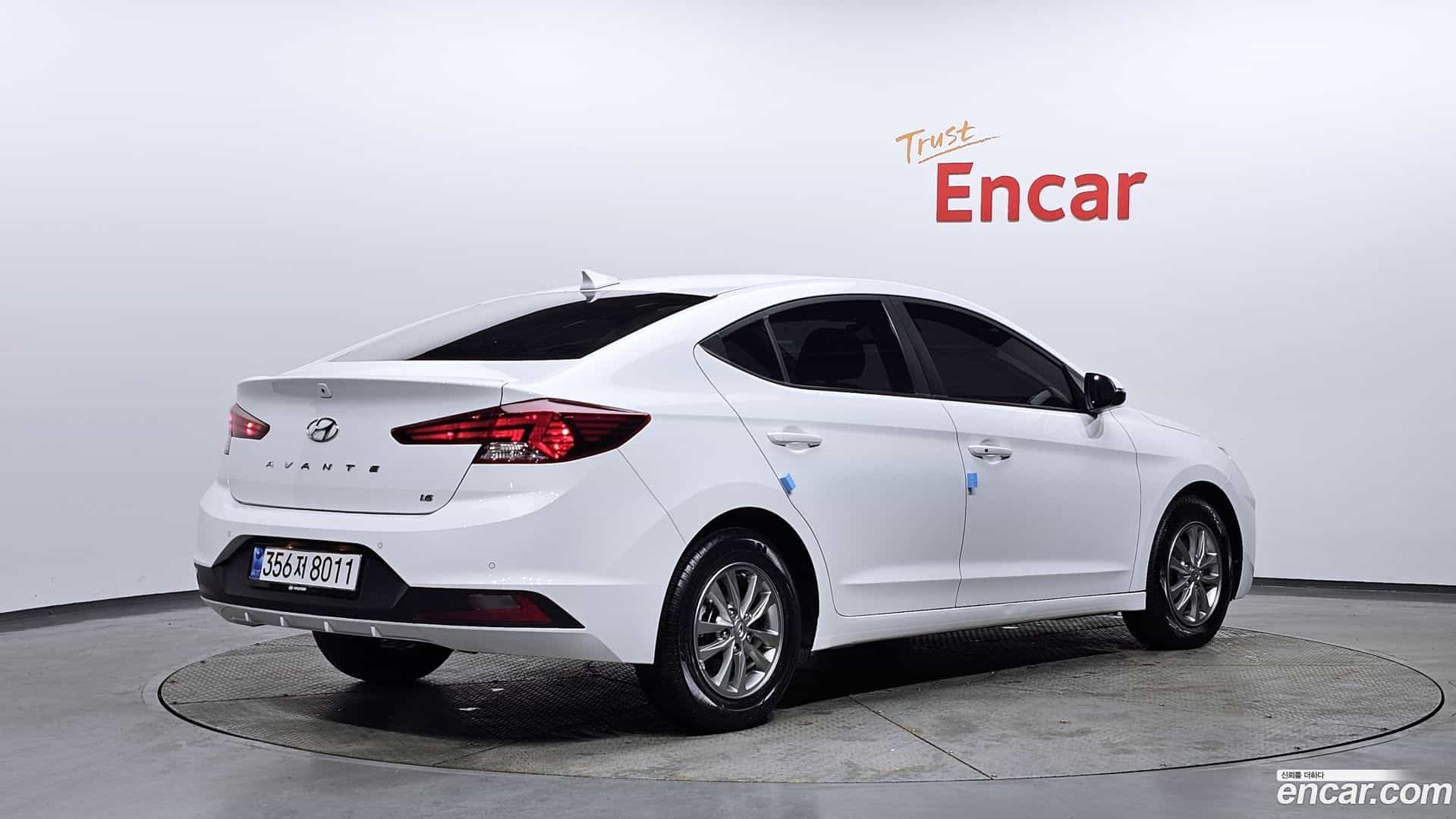 AVANTE Hyundai 2019.9-OUTER-002