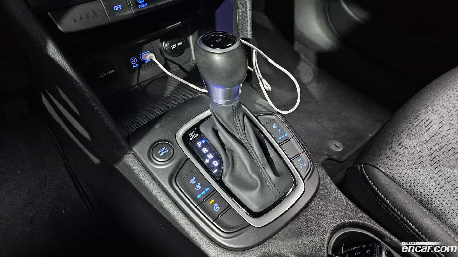 Kona Hyundai 2018.9-INNER-009