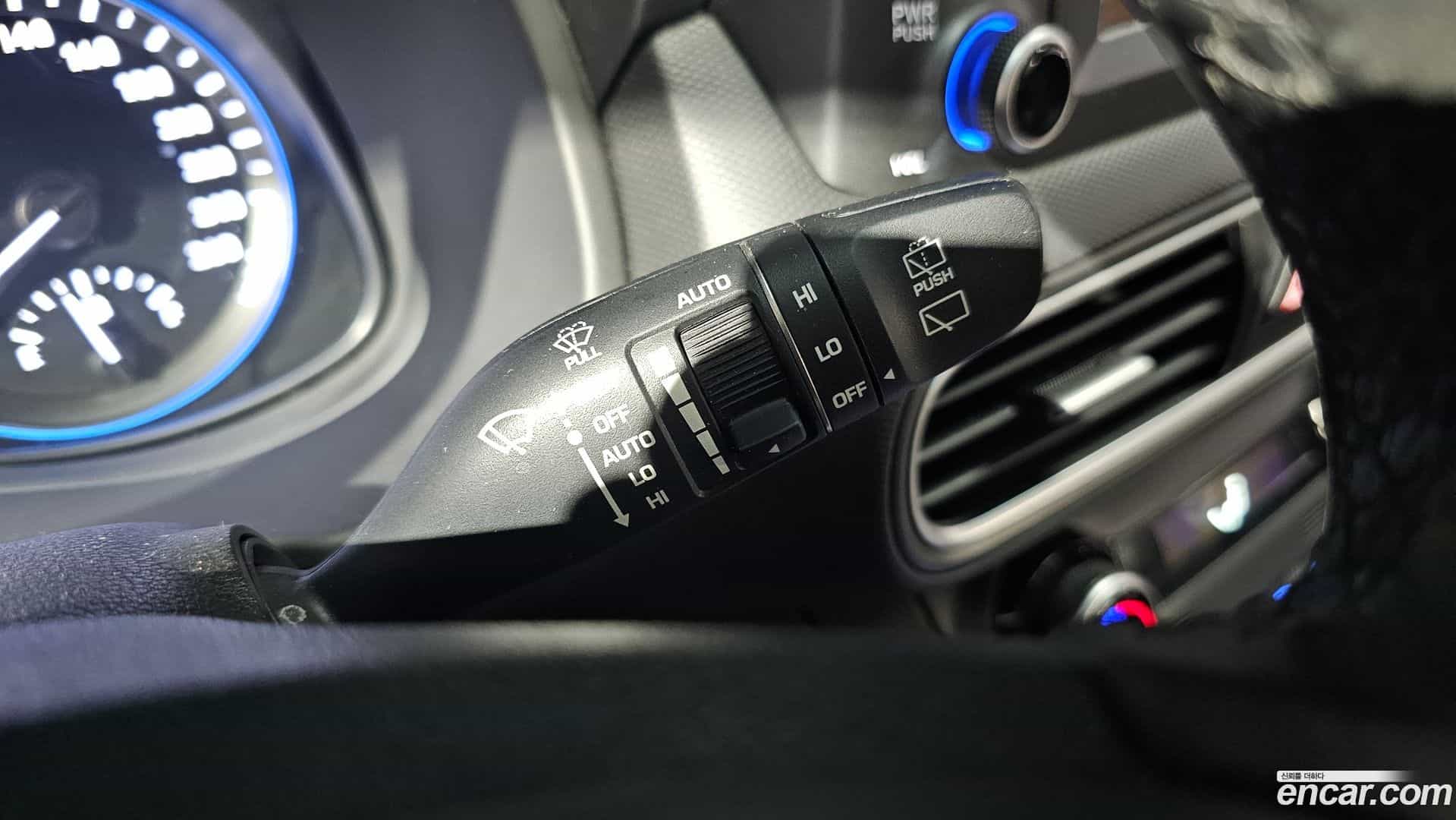 Kona Hyundai 2018.9-OPTION-022