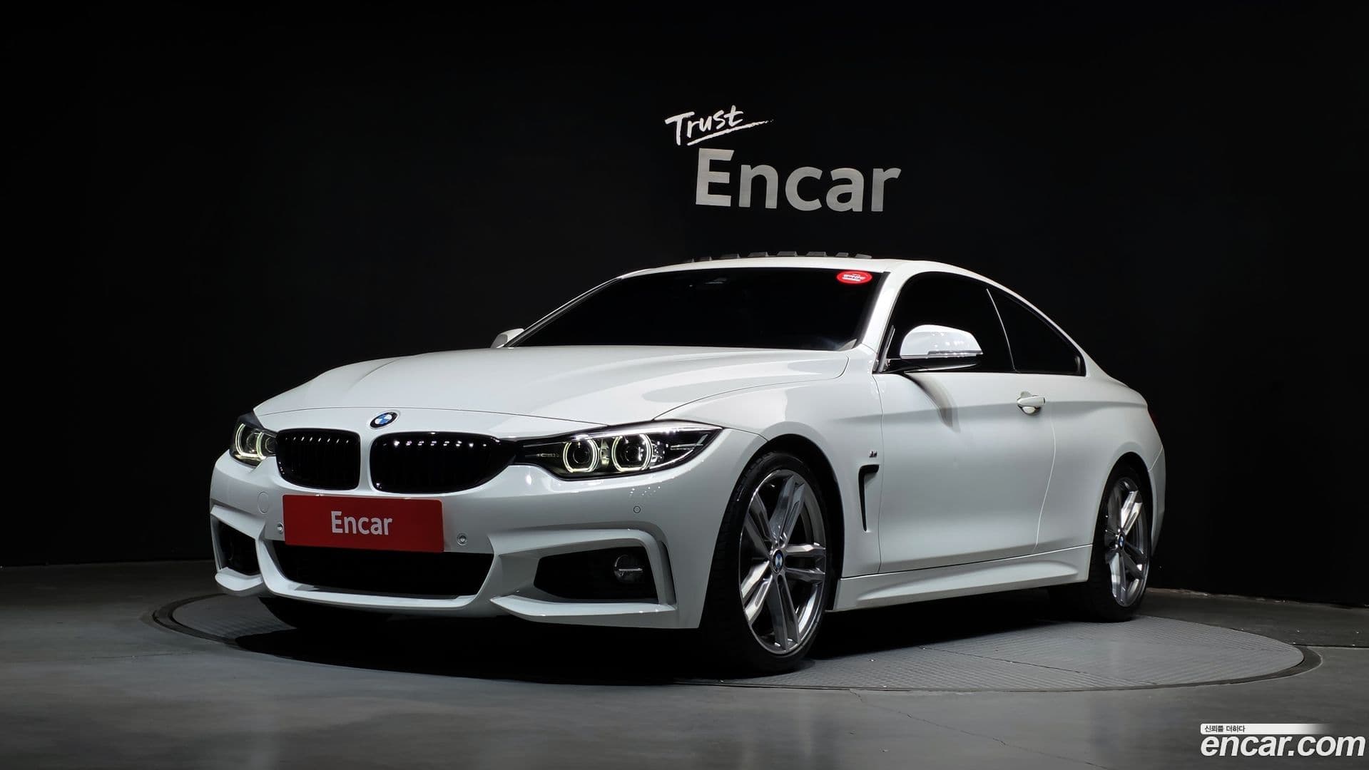 Main__Slider__Photo:4-Series BMW 2020.0-0