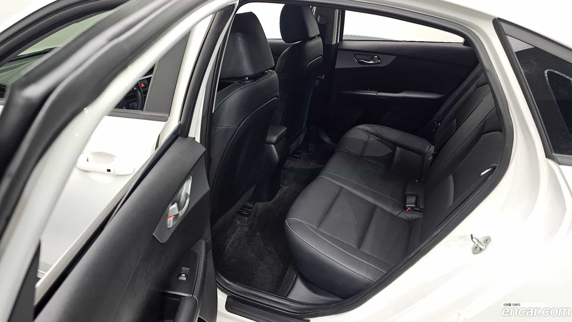 K3 Kia 2021.8-OPTION-015