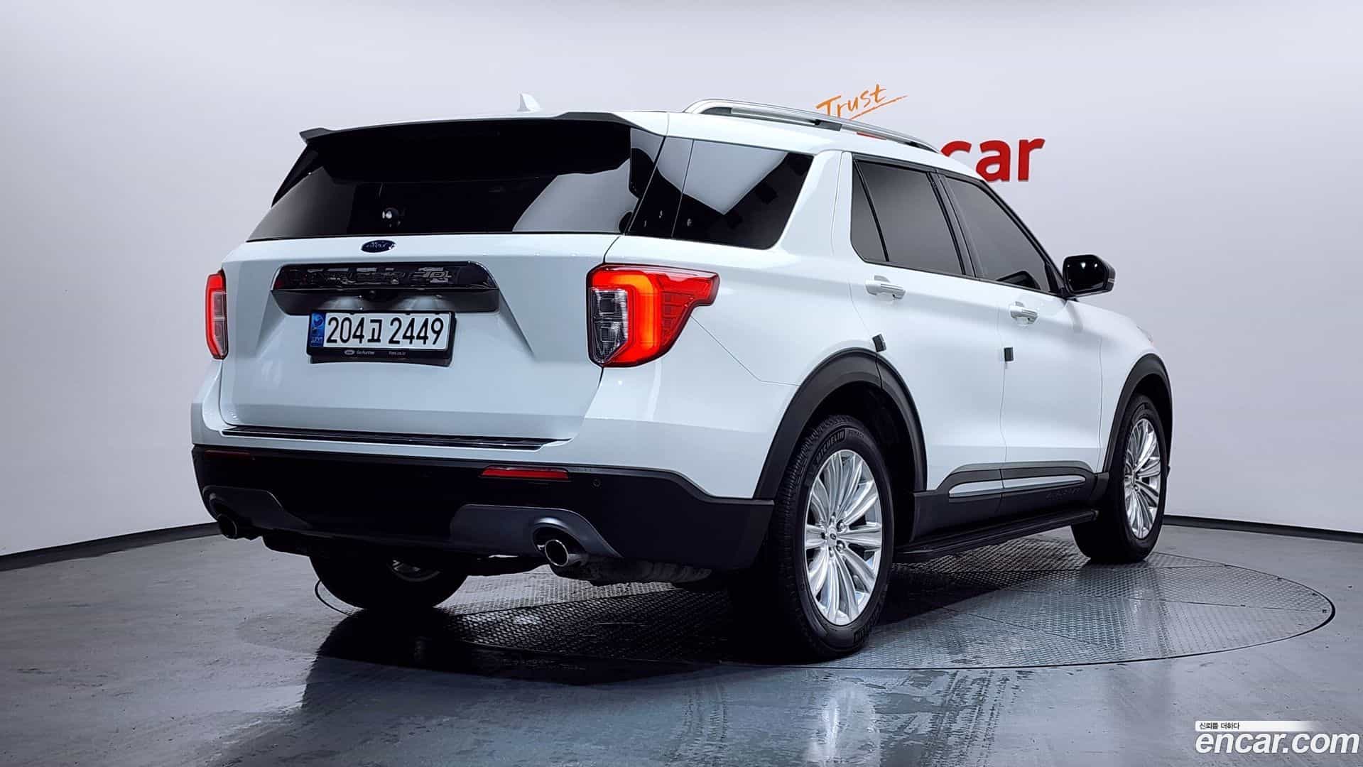 Explorer Ford 2021.9-OUTER-002