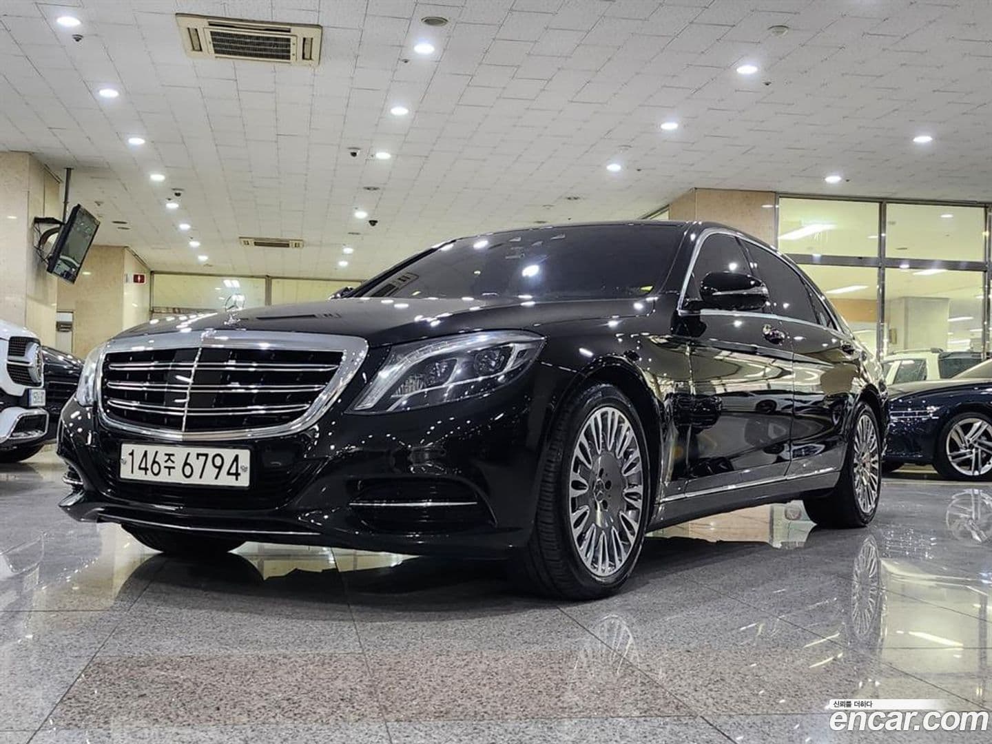 Main__Slider__Photo:S-Class Mercedes-Benz 2014.5-0
