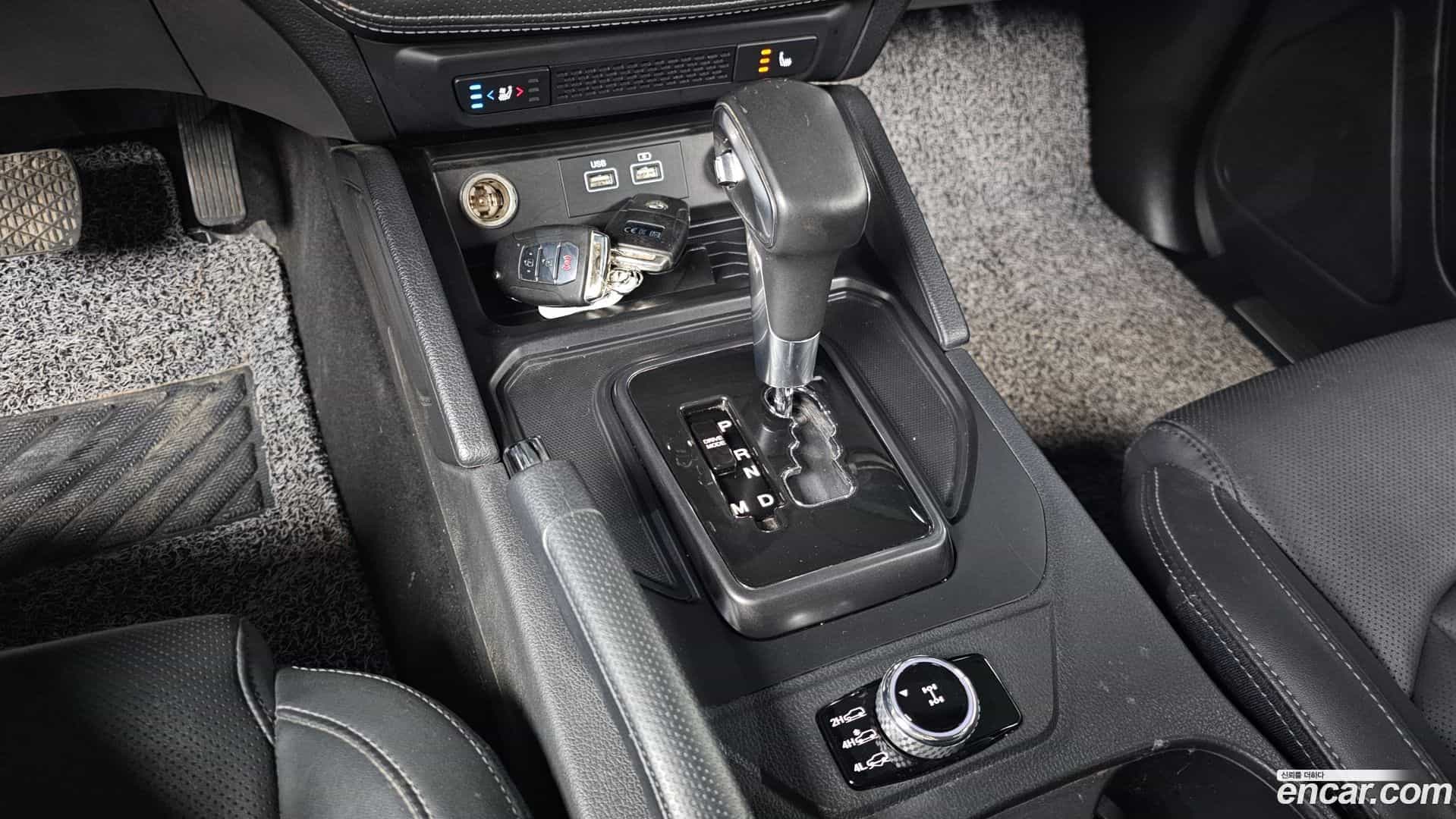 Rexton KG Mobility 2023.4-INNER-009
