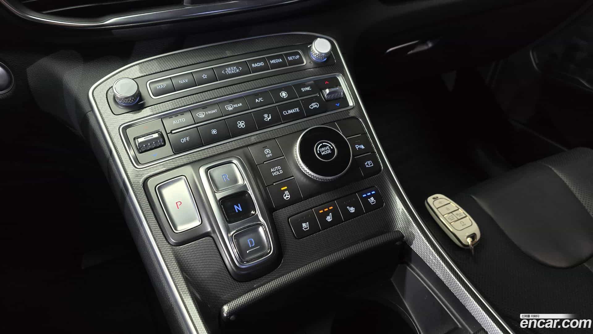 Santafe Hyundai 2021.2-INNER-009