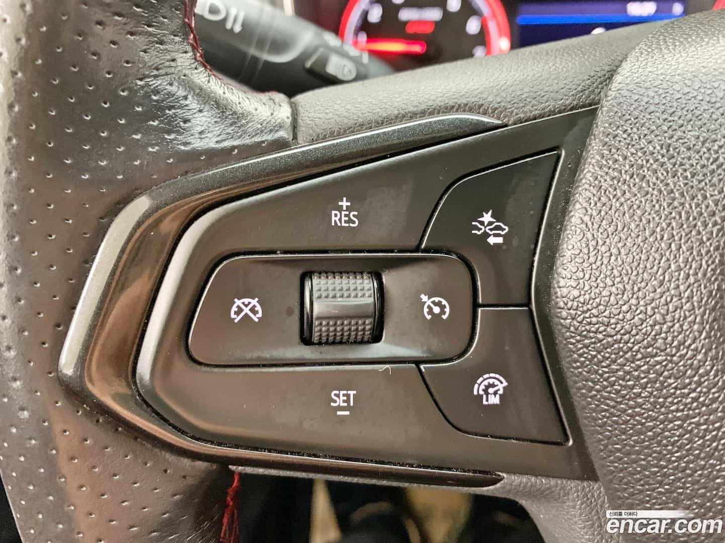 Trailblazer Chevrolet 2020.3-OPTION-021