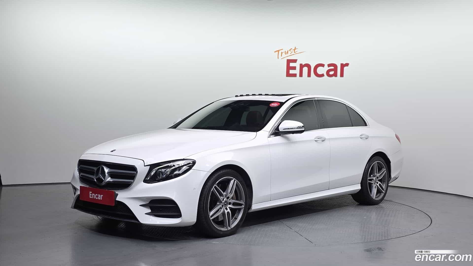 E-Class Mercedes-Benz 2019.3-OUTER-001