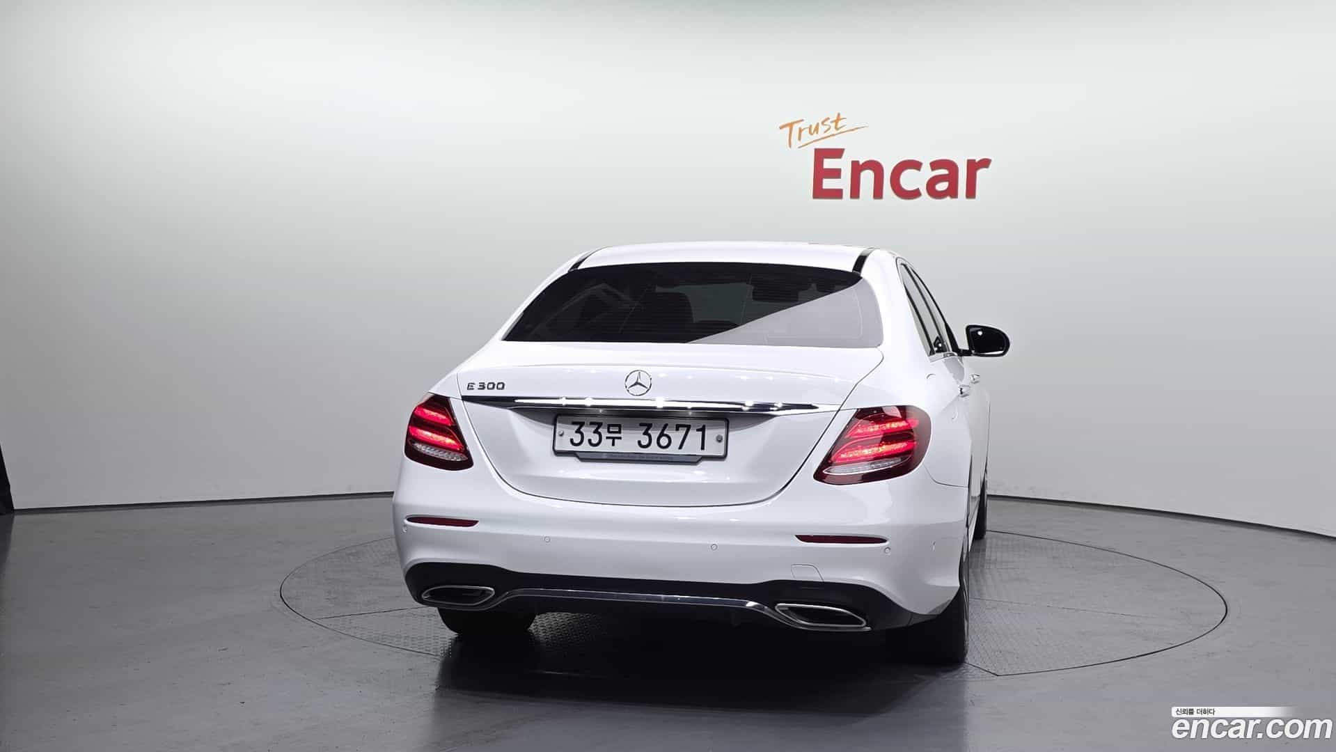 E-Class Mercedes-Benz 2019.3-OUTER-004