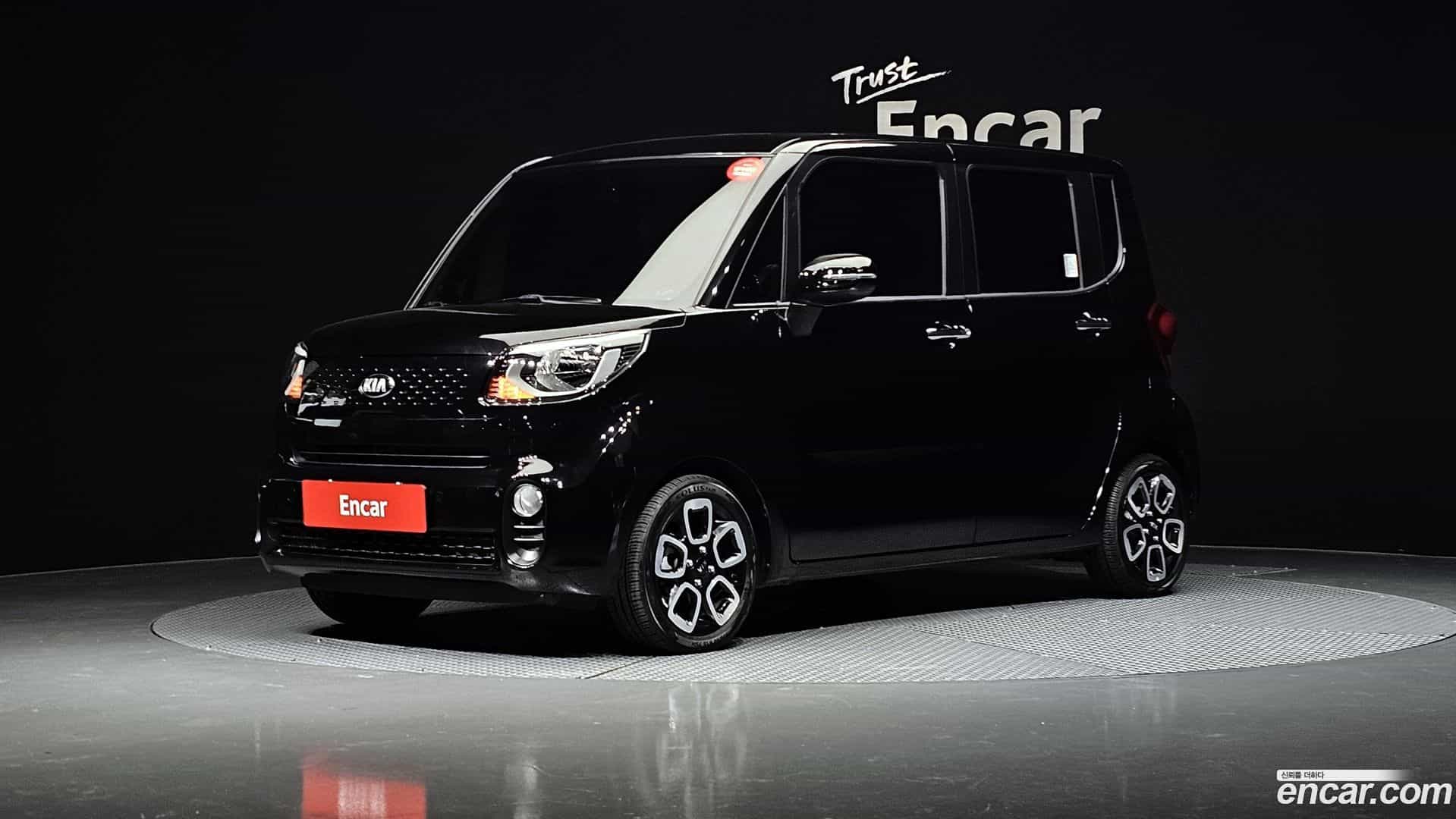 RAY Kia 2021.0-OUTER-001