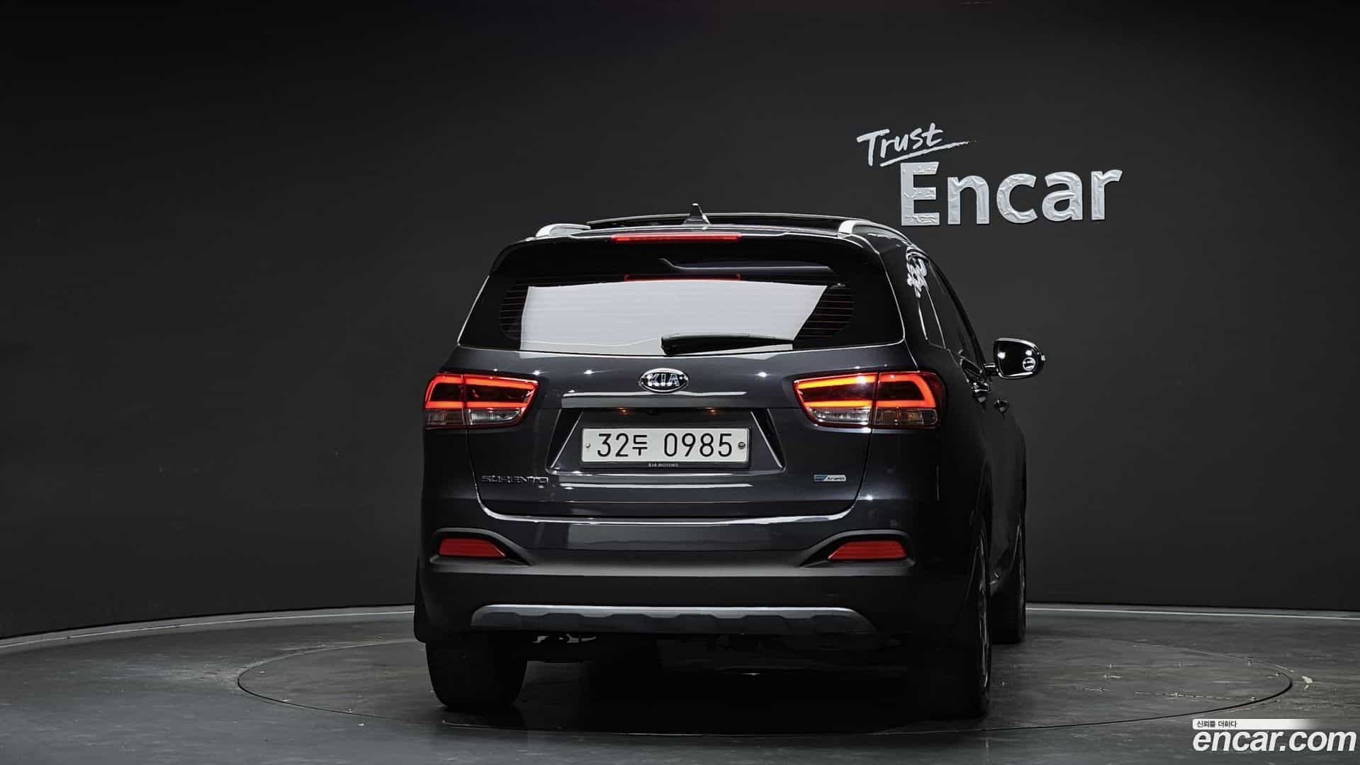 Sorento Kia 2015.7-OUTER-004