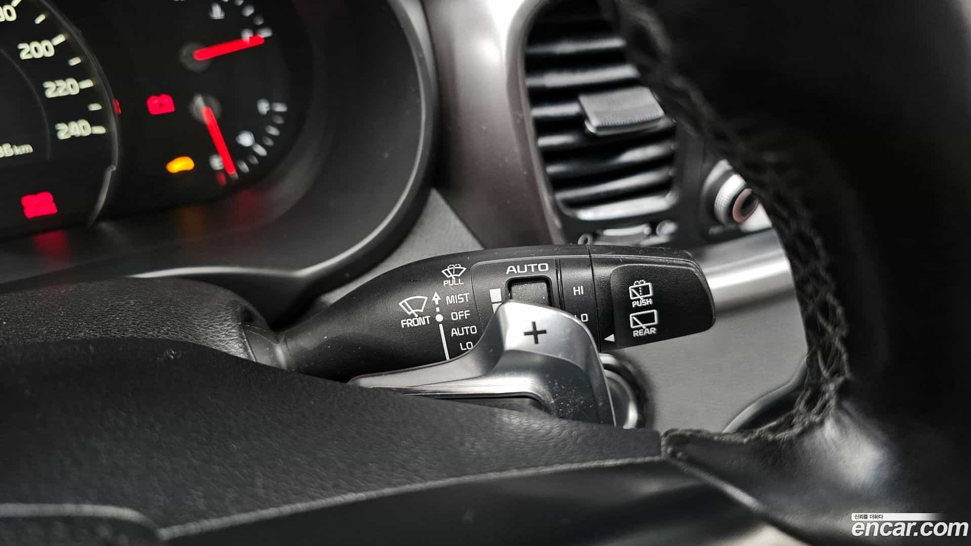 Sorento Kia 2015.7-OPTION-021