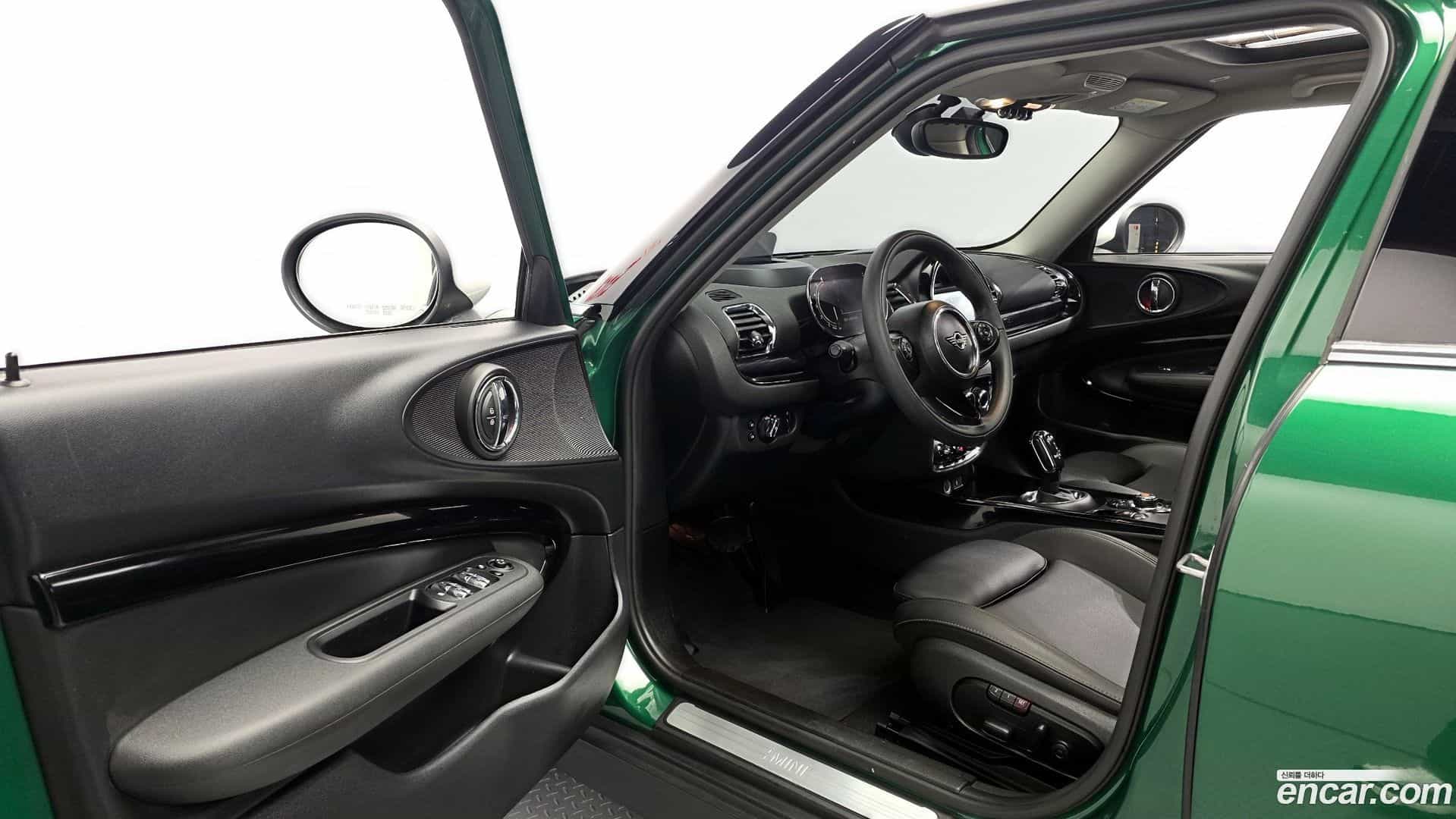 Clubman Mini 2020.10-INNER-010