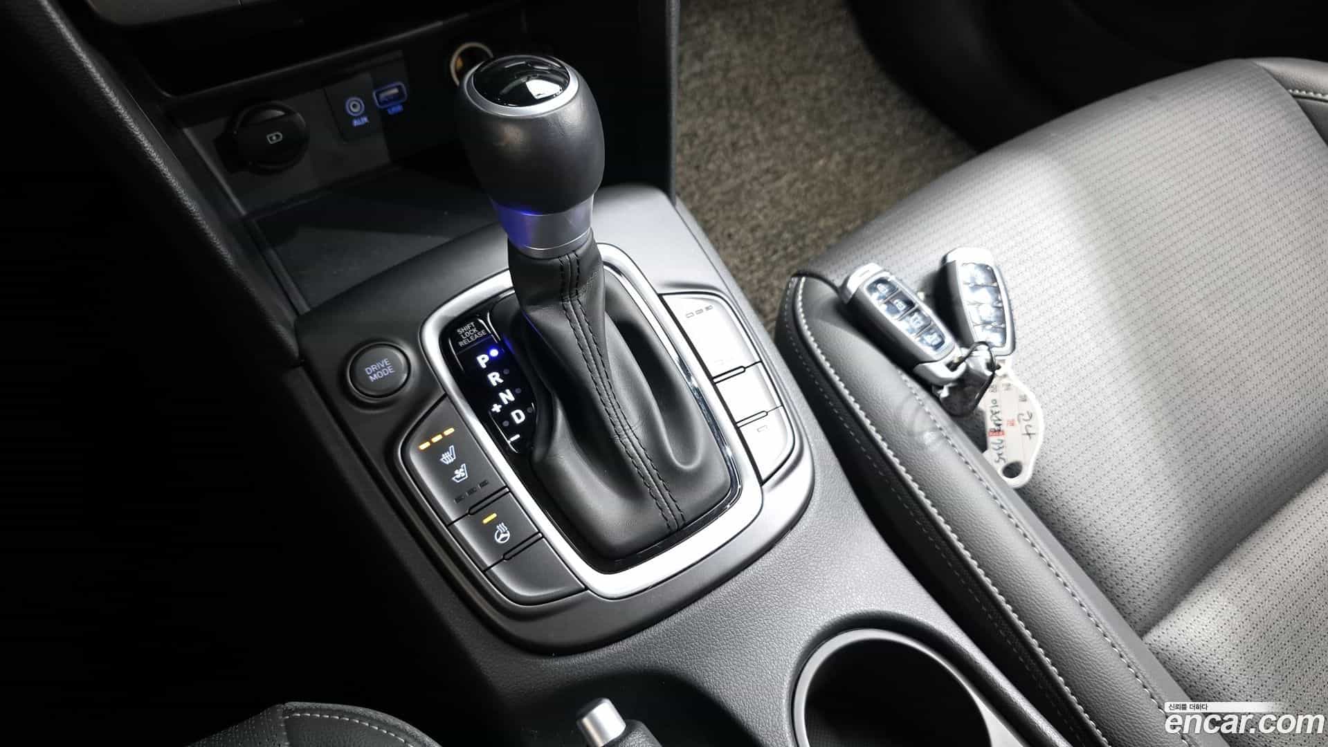 Kona Hyundai 2019.10-INNER-009